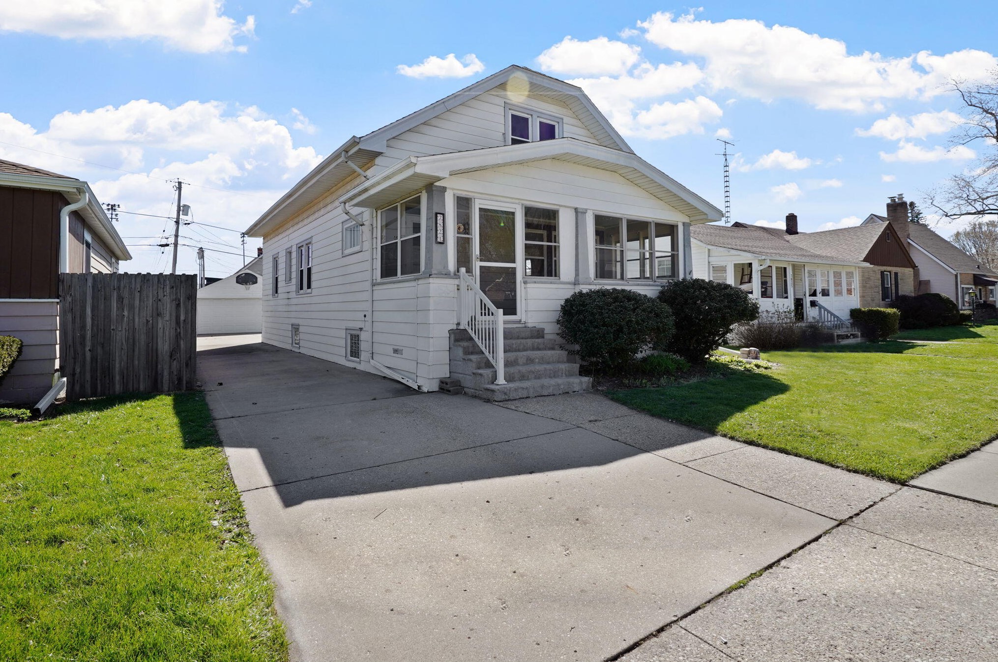 7821 14th Ave, Kenosha, WI 53143