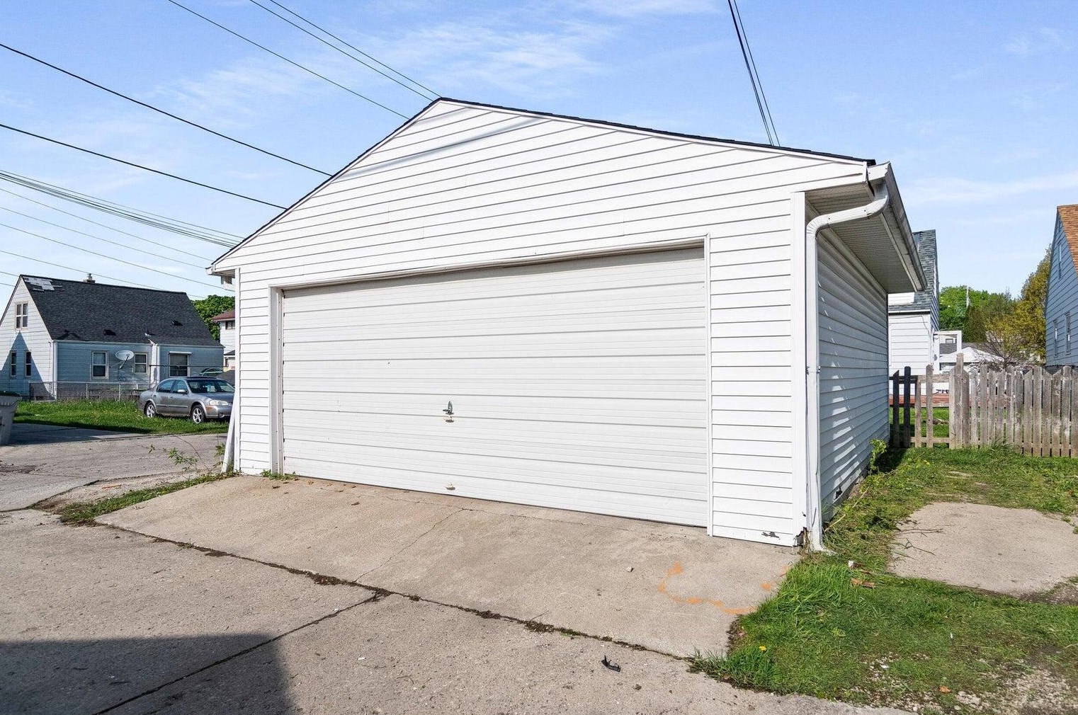 6181 N 38th St #6183, Milwaukee, WI 53209