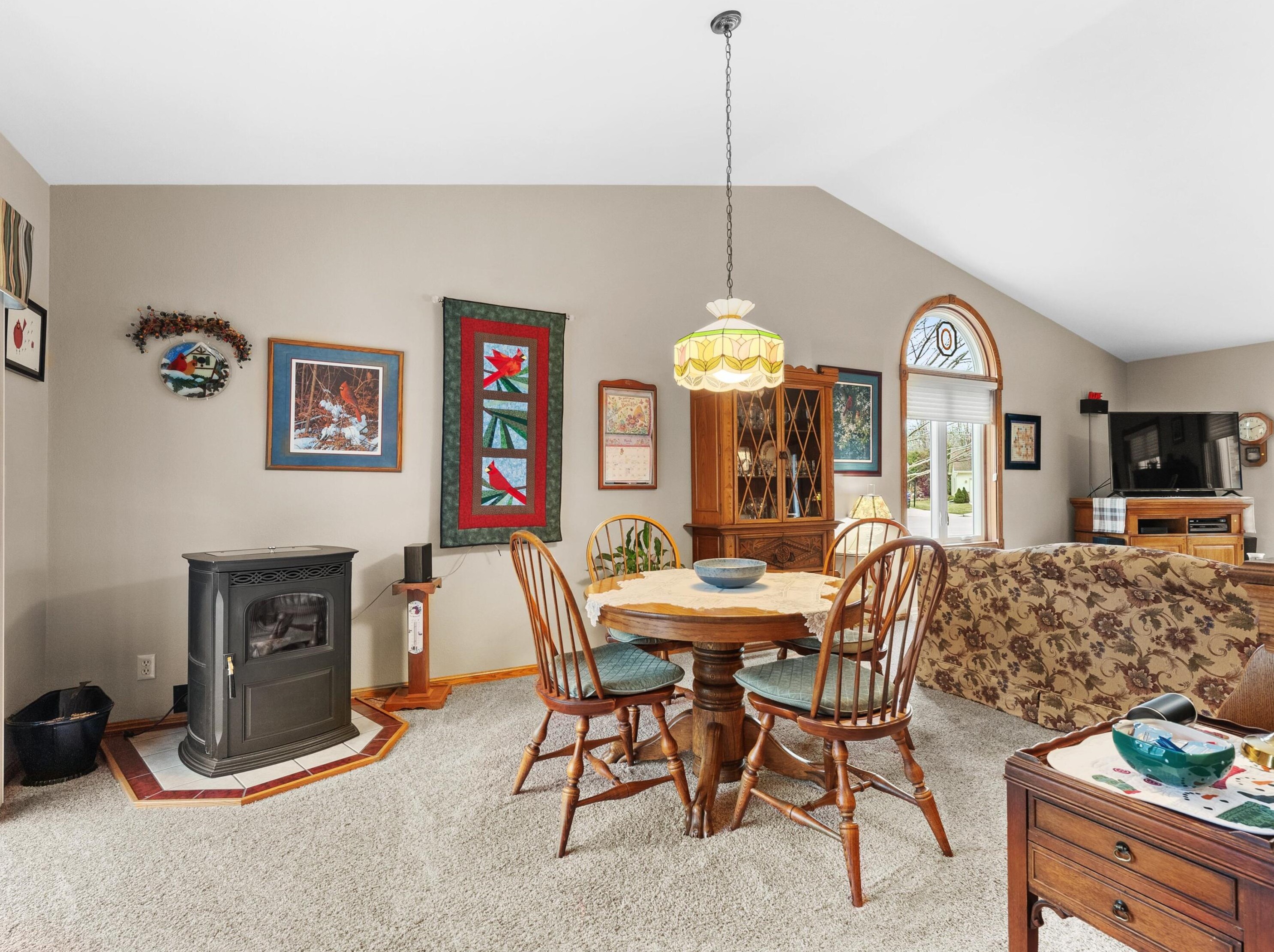 810 Sequoia Ct, Manitowoc WI 54220-3080 exterior