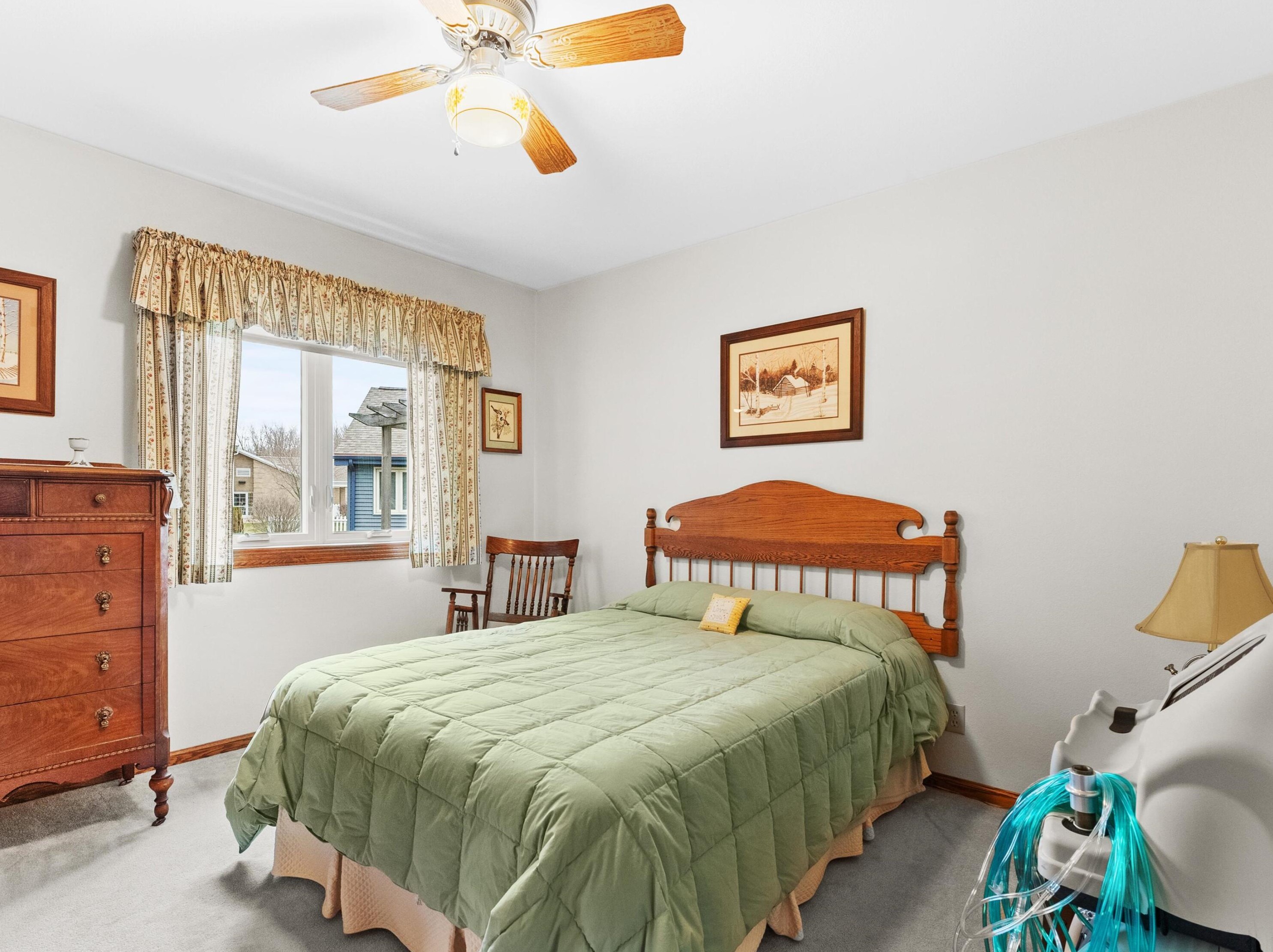 810 Sequoia Ct, Manitowoc WI 54220-3080 exterior