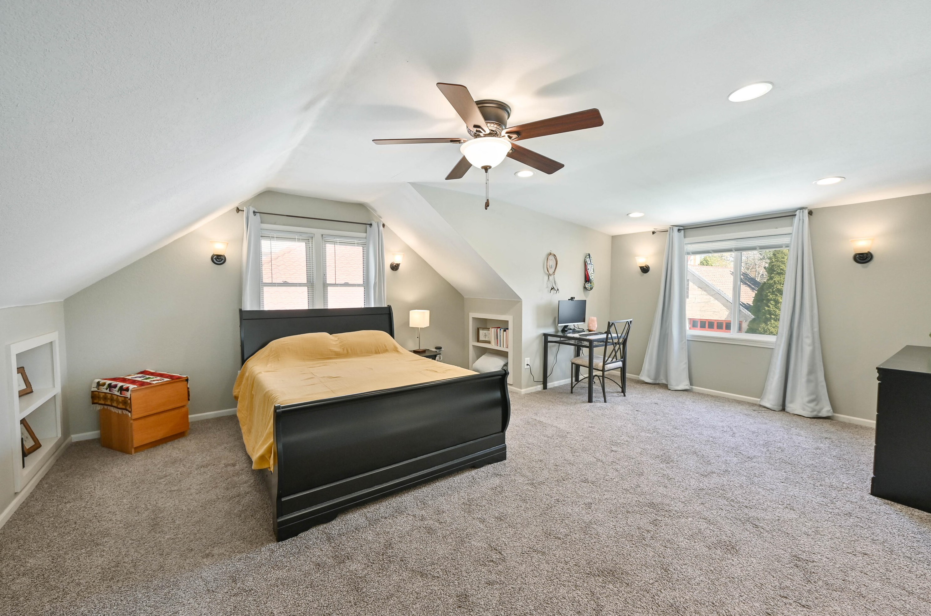 2706 67th St, Milwaukee WI  53219-3064 exterior