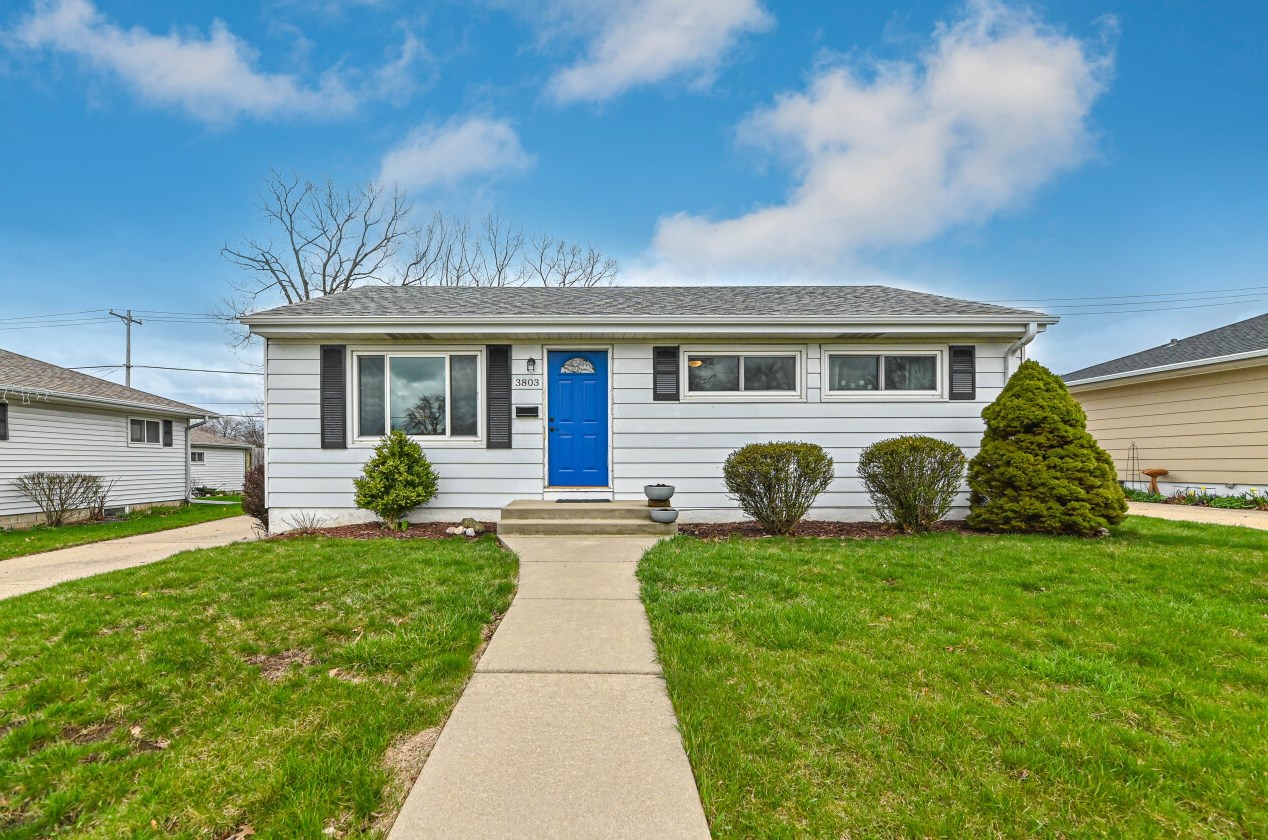 3803 Klieforth Ave, Cudahy, WI 53110-3111