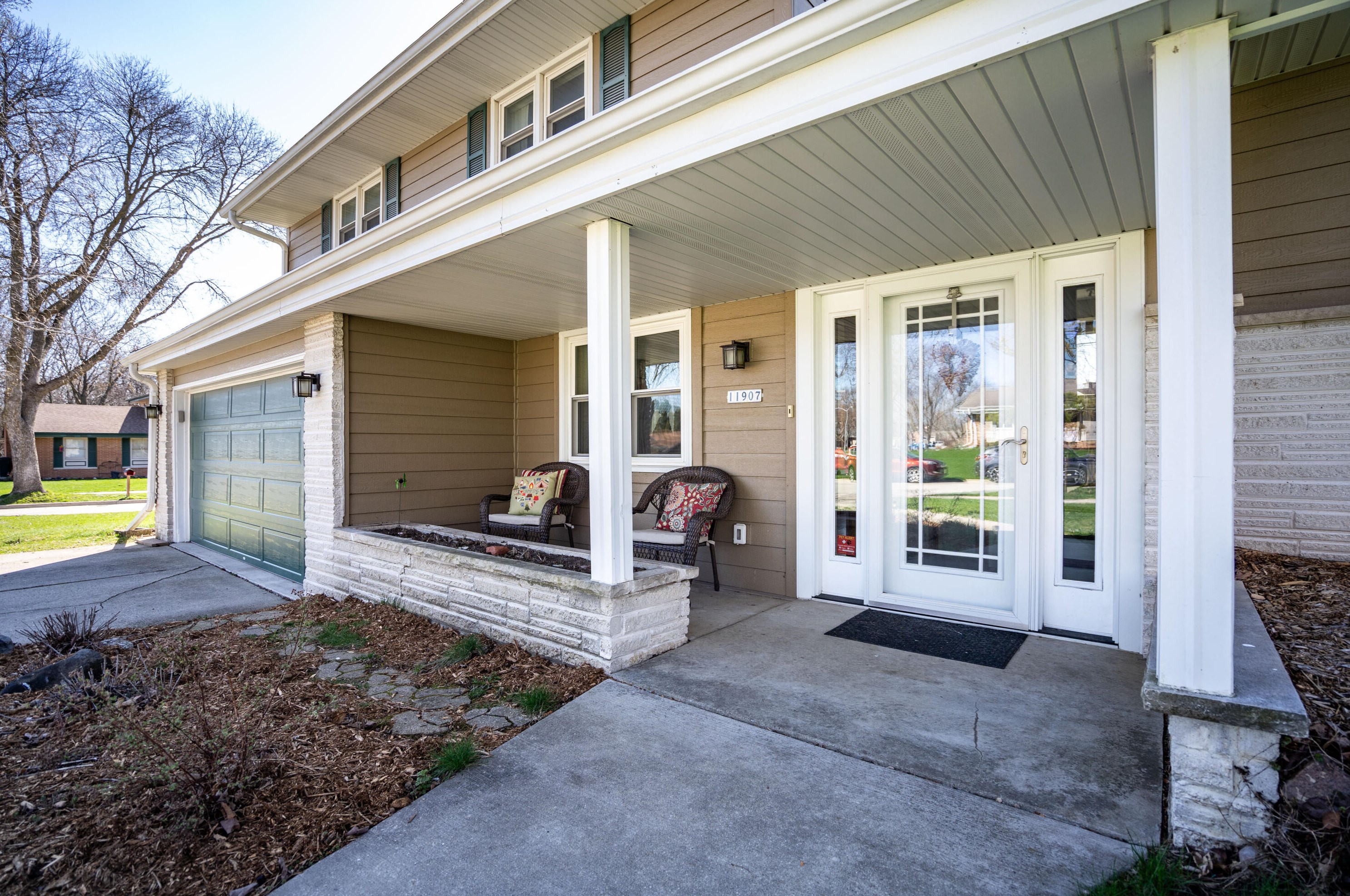 11907 Ohio Ave, Milwaukee WI 53207-2859 exterior