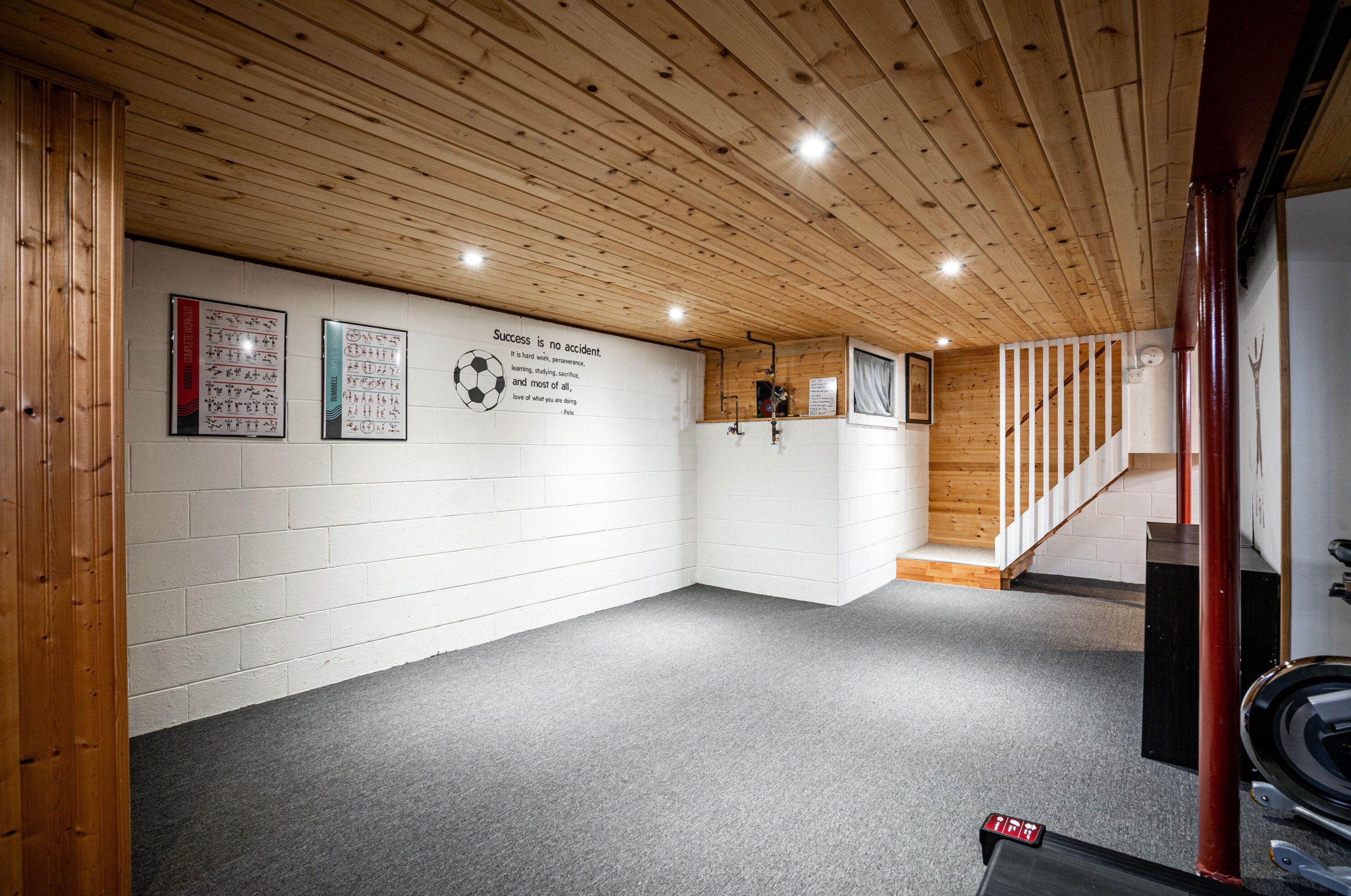 11907 Ohio Ave, Milwaukee WI 53207-2859 exterior