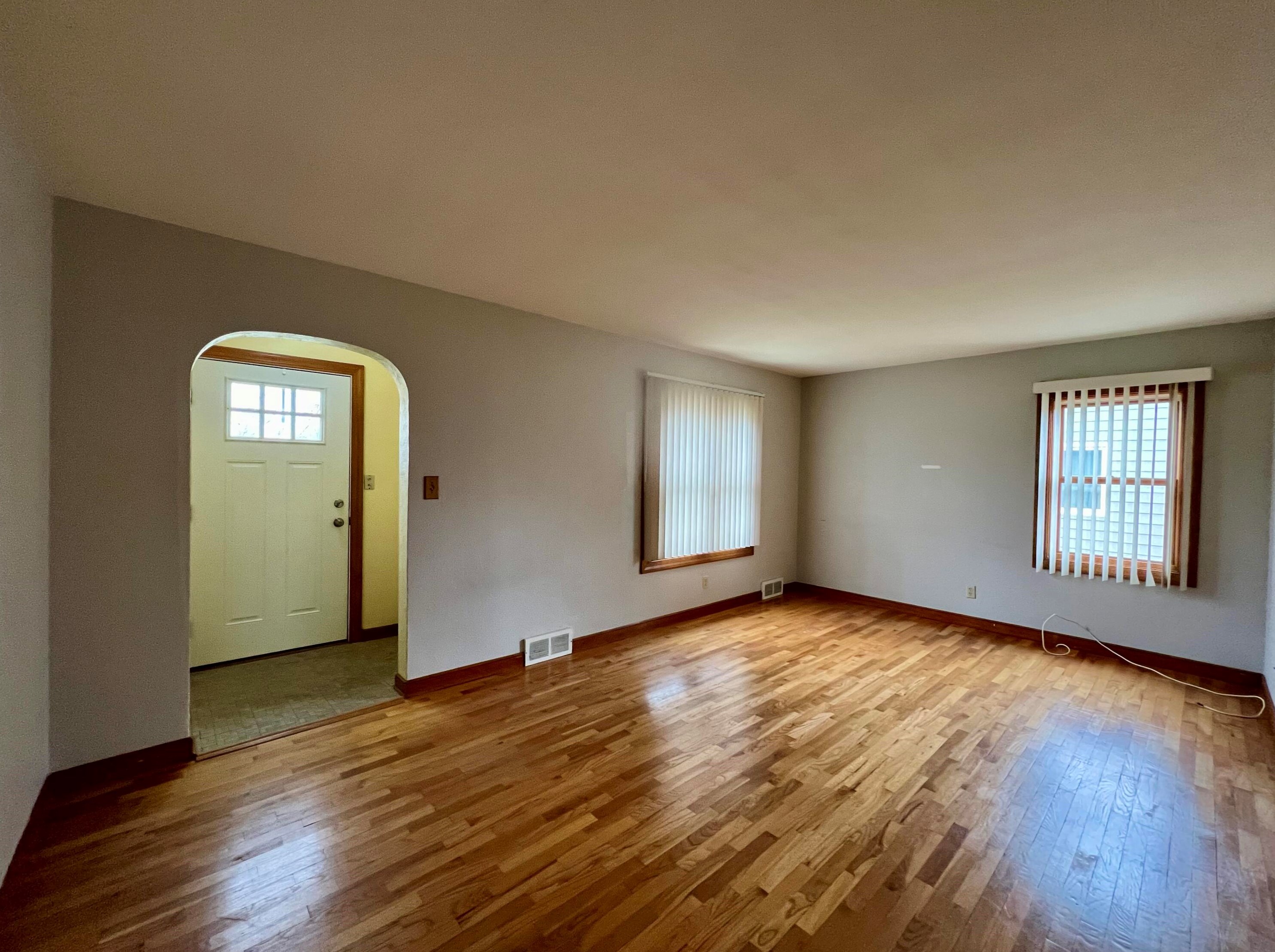 2821 James St, La Crosse WI  54601-7664 exterior