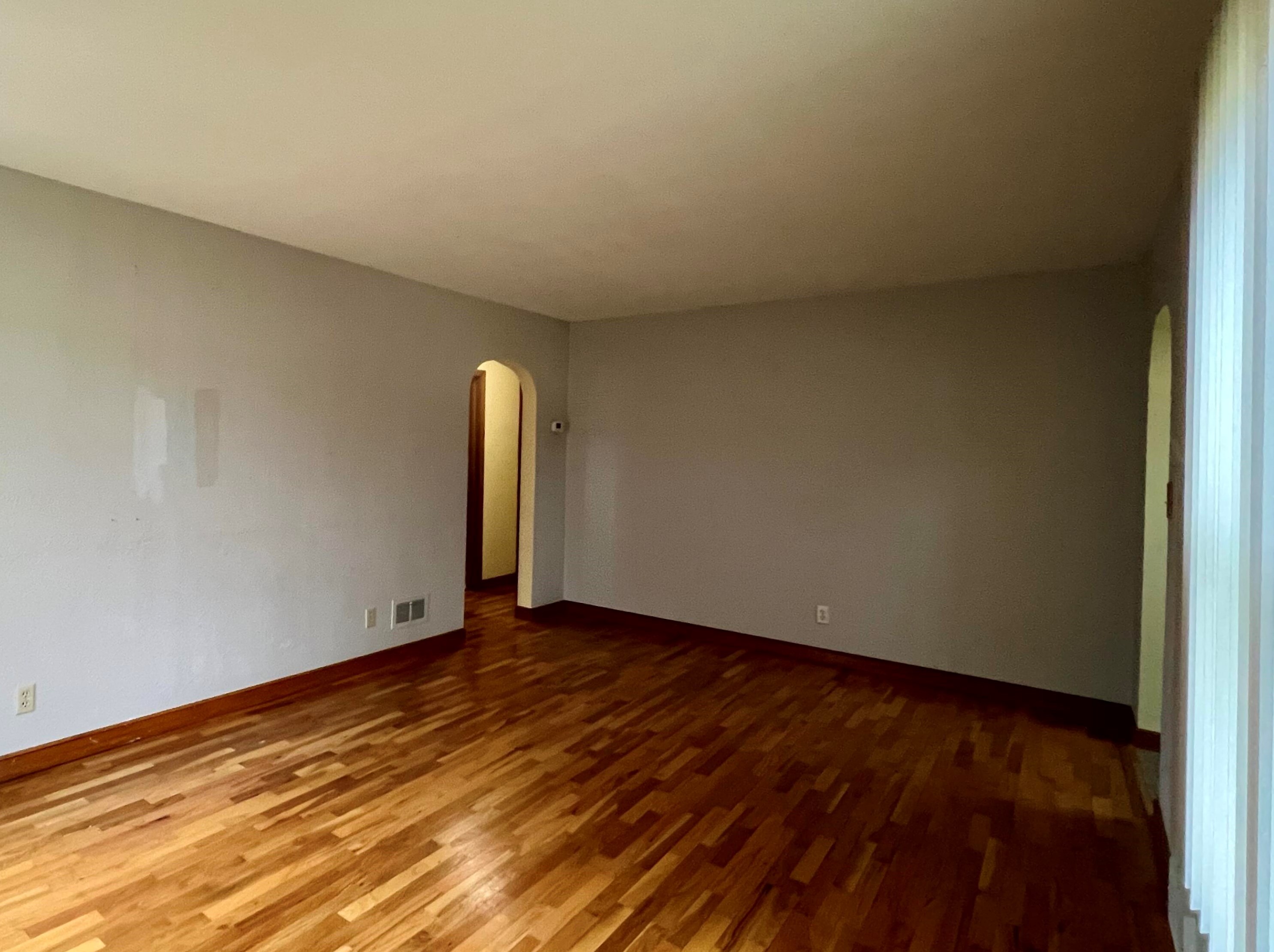 2821 James St, La Crosse WI  54601-7664 exterior