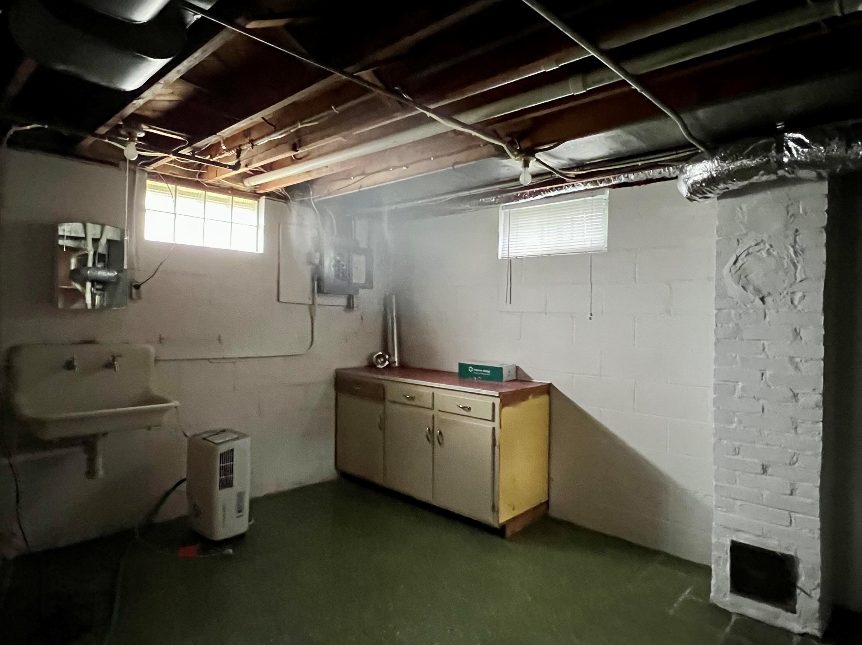 2821 James St, La Crosse WI  54601-7664 exterior