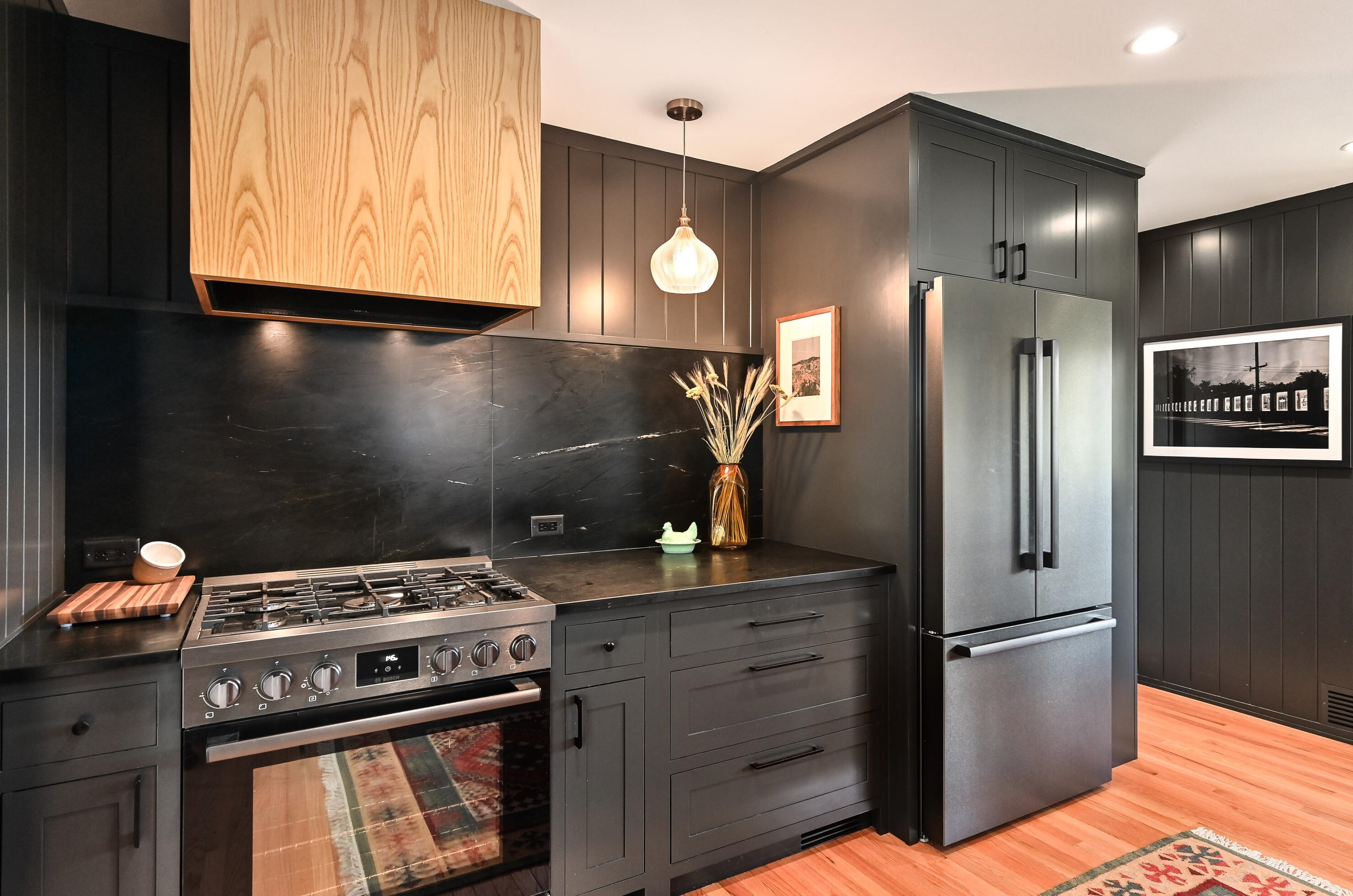 3213 104, Milwaukee WI 53222-3323 exterior