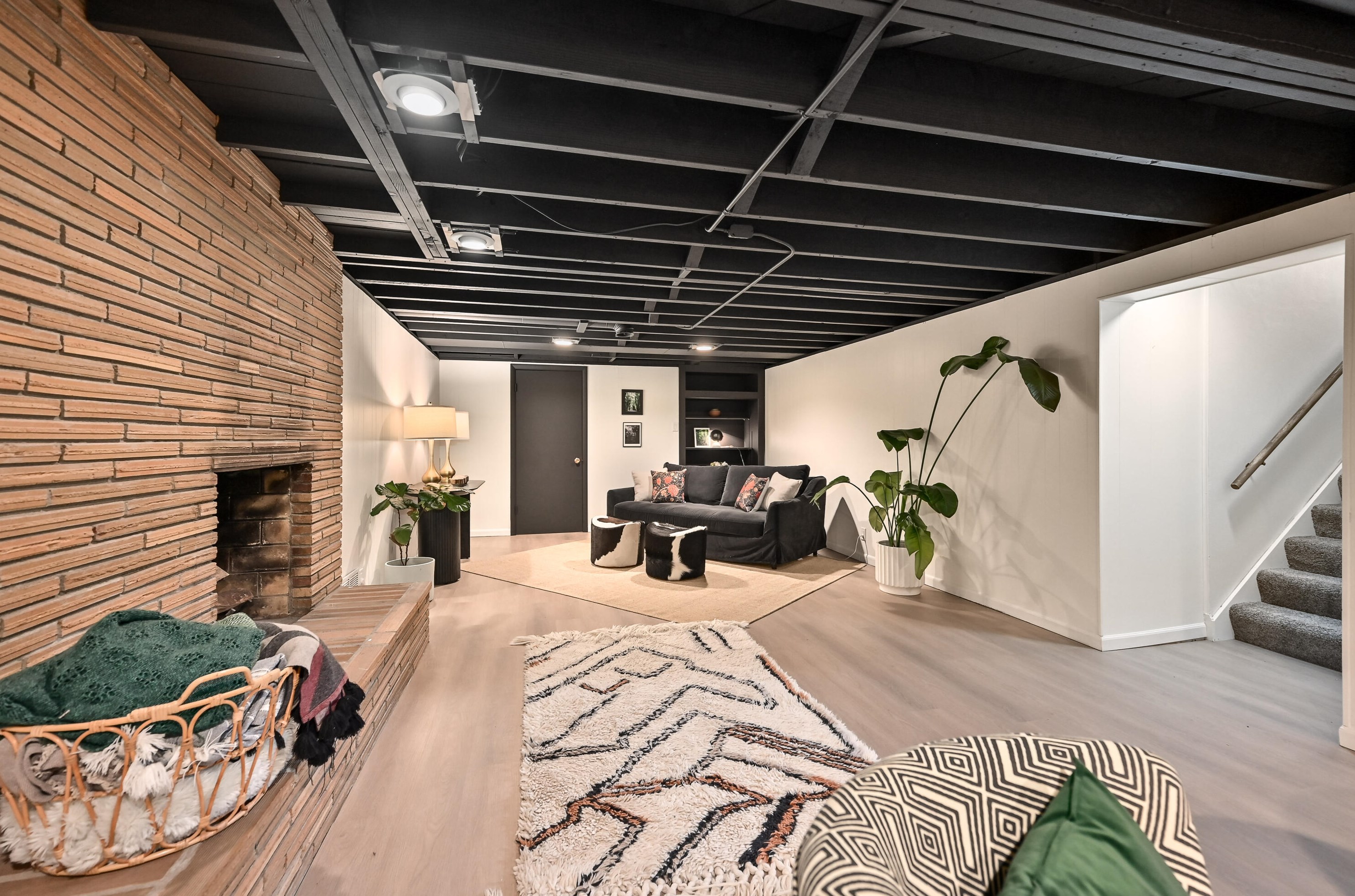 3213 104, Milwaukee WI 53222-3323 exterior