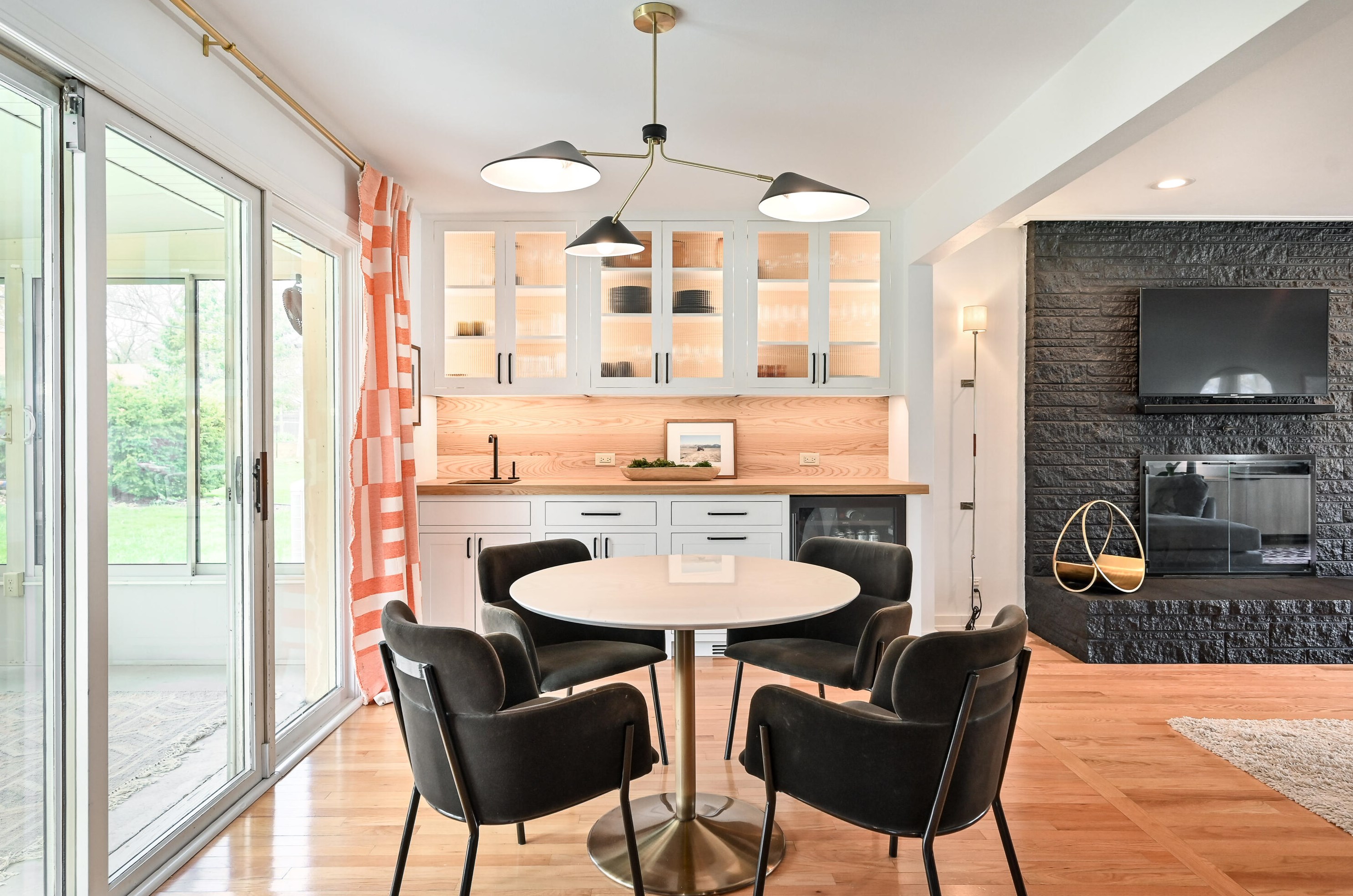 3213 104, Milwaukee WI 53222-3323 exterior