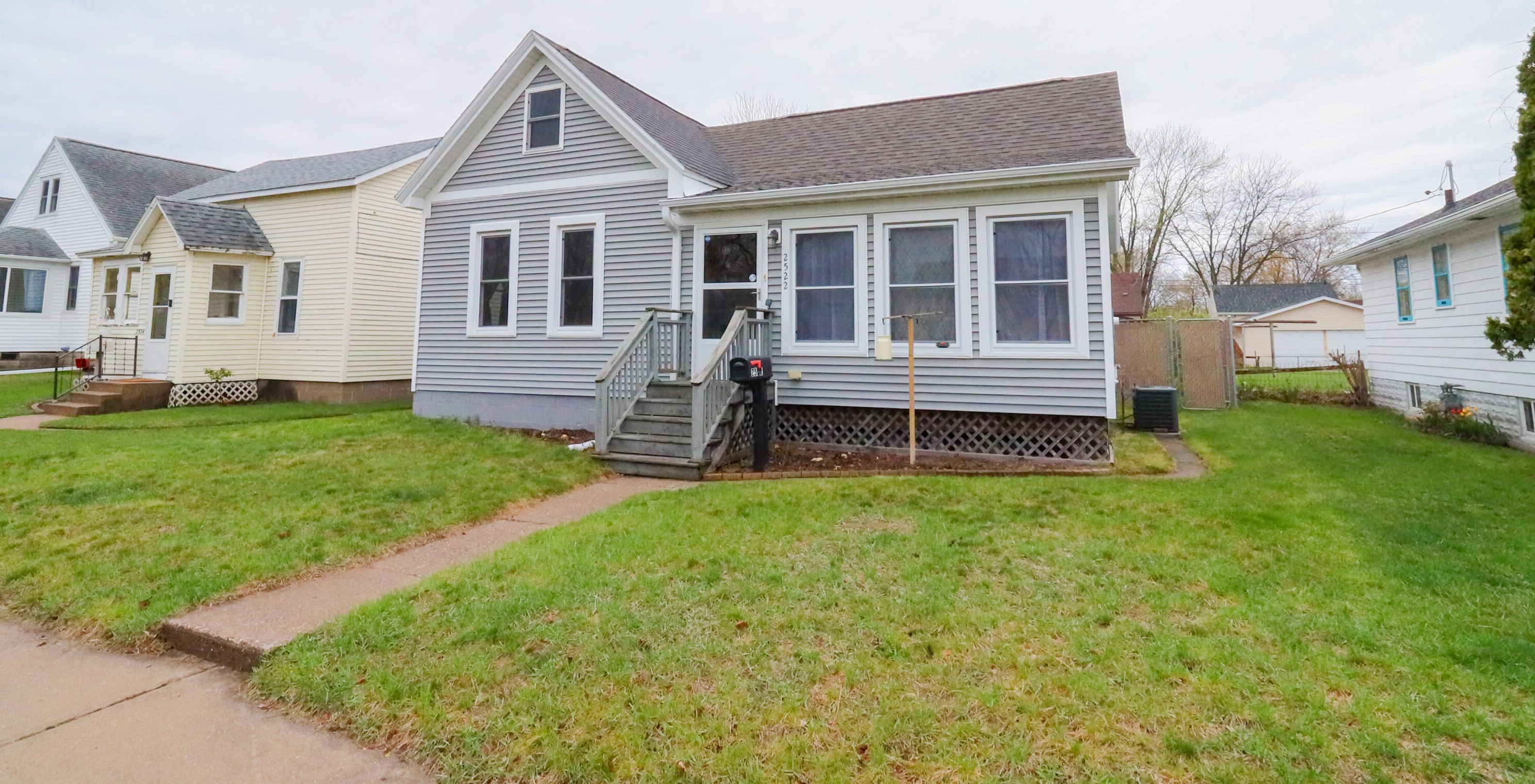 2522 17th St, La Crosse, WI 54601
