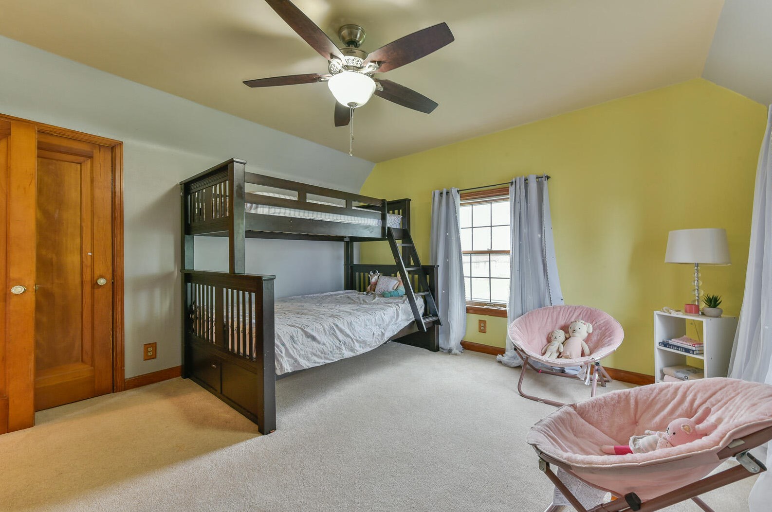 4947 Vollmer Ave, Milwaukee WI 53219-4552 exterior