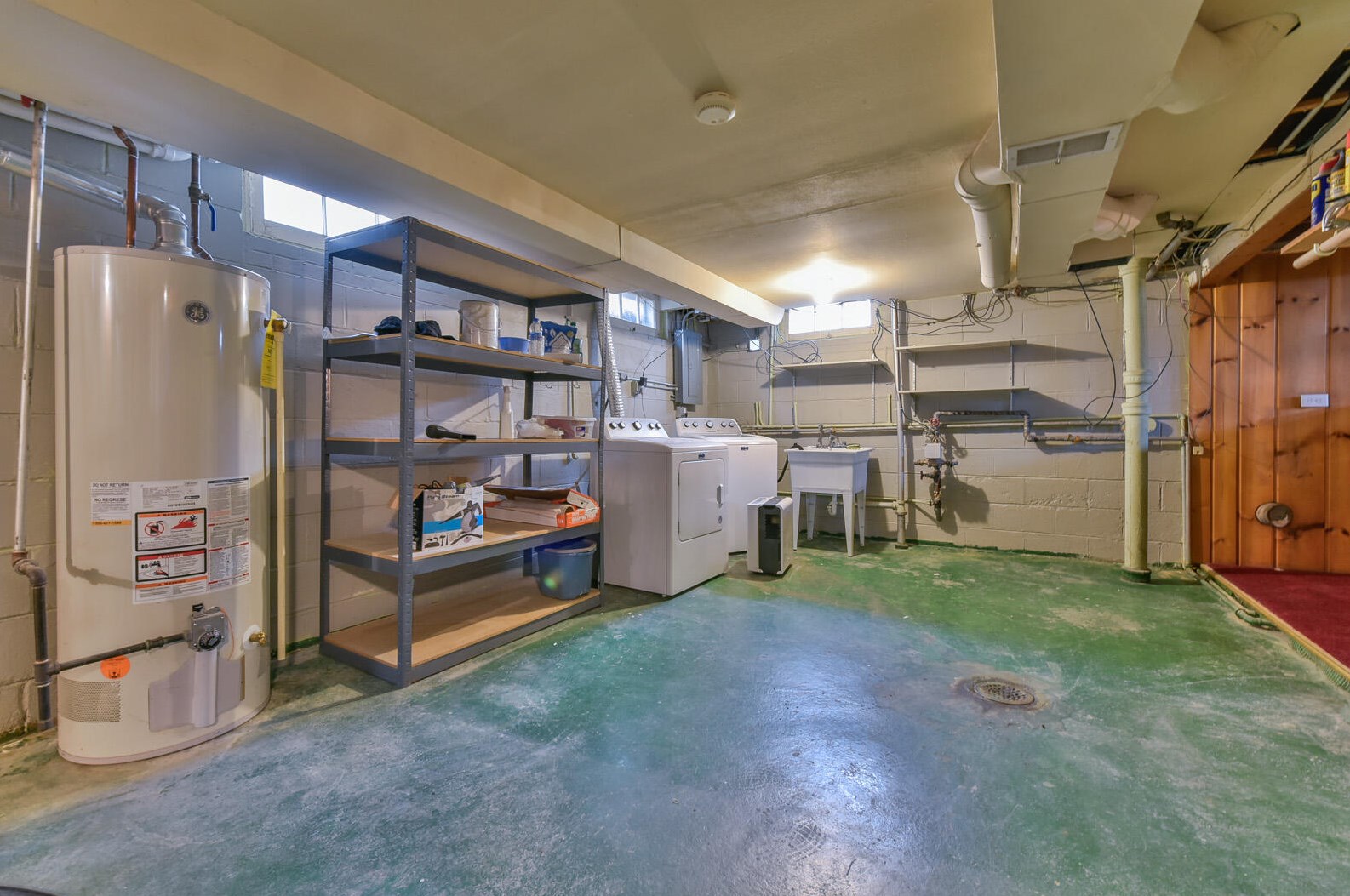 4947 Vollmer Ave, Milwaukee WI 53219-4552 exterior