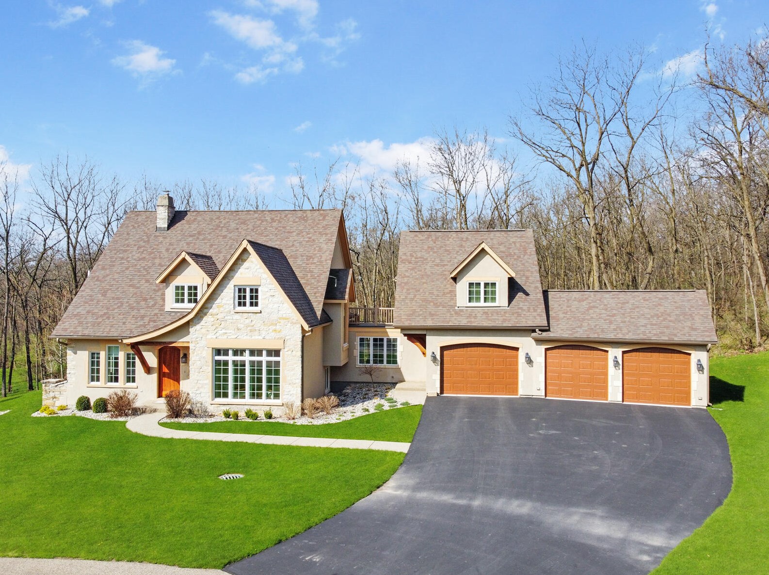1046 Edinborough Ct #4-03, Lake Geneva, WI 53147