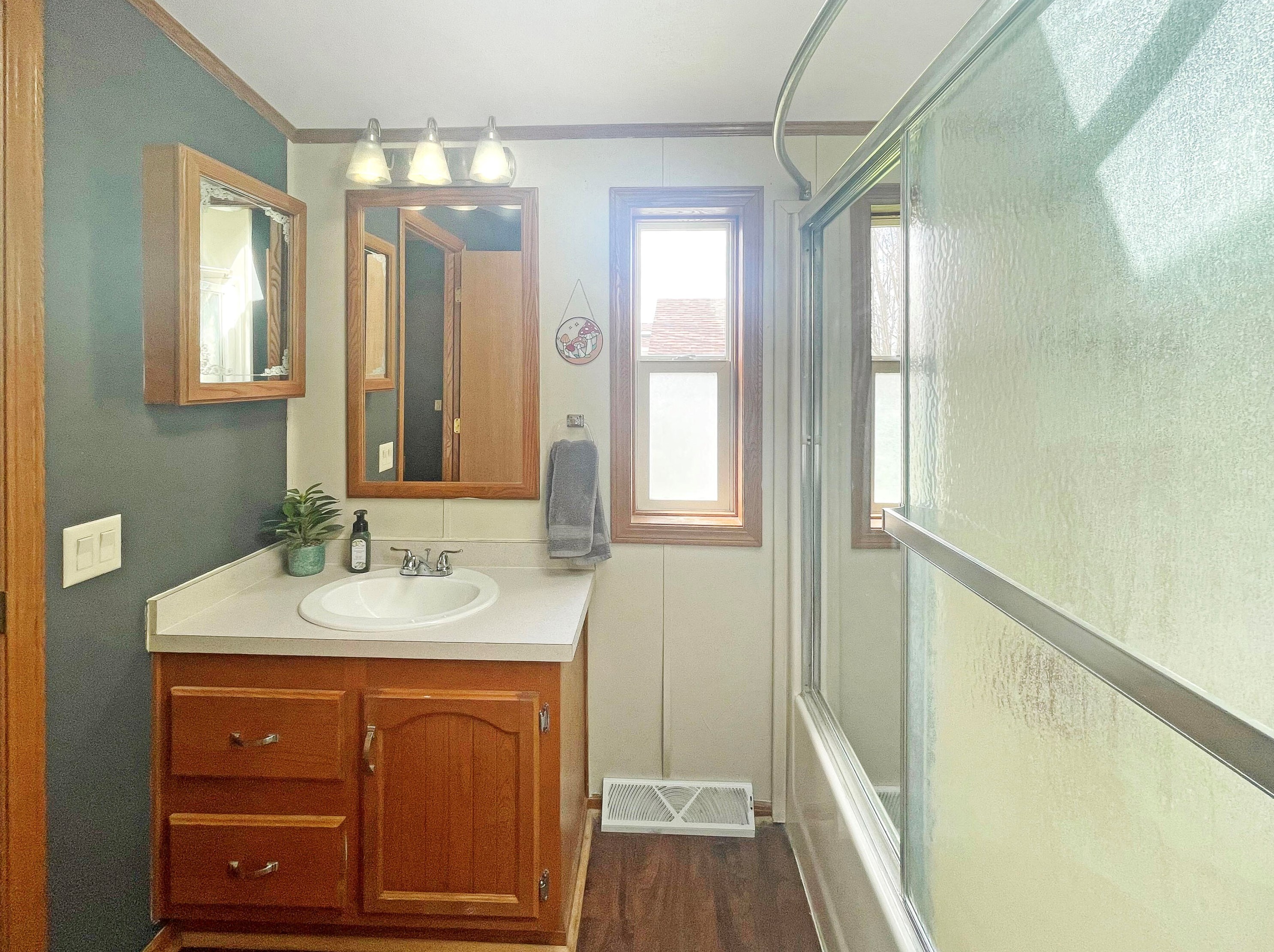 3609 Stone Dr, Sheboygan WI  53083-6006 exterior