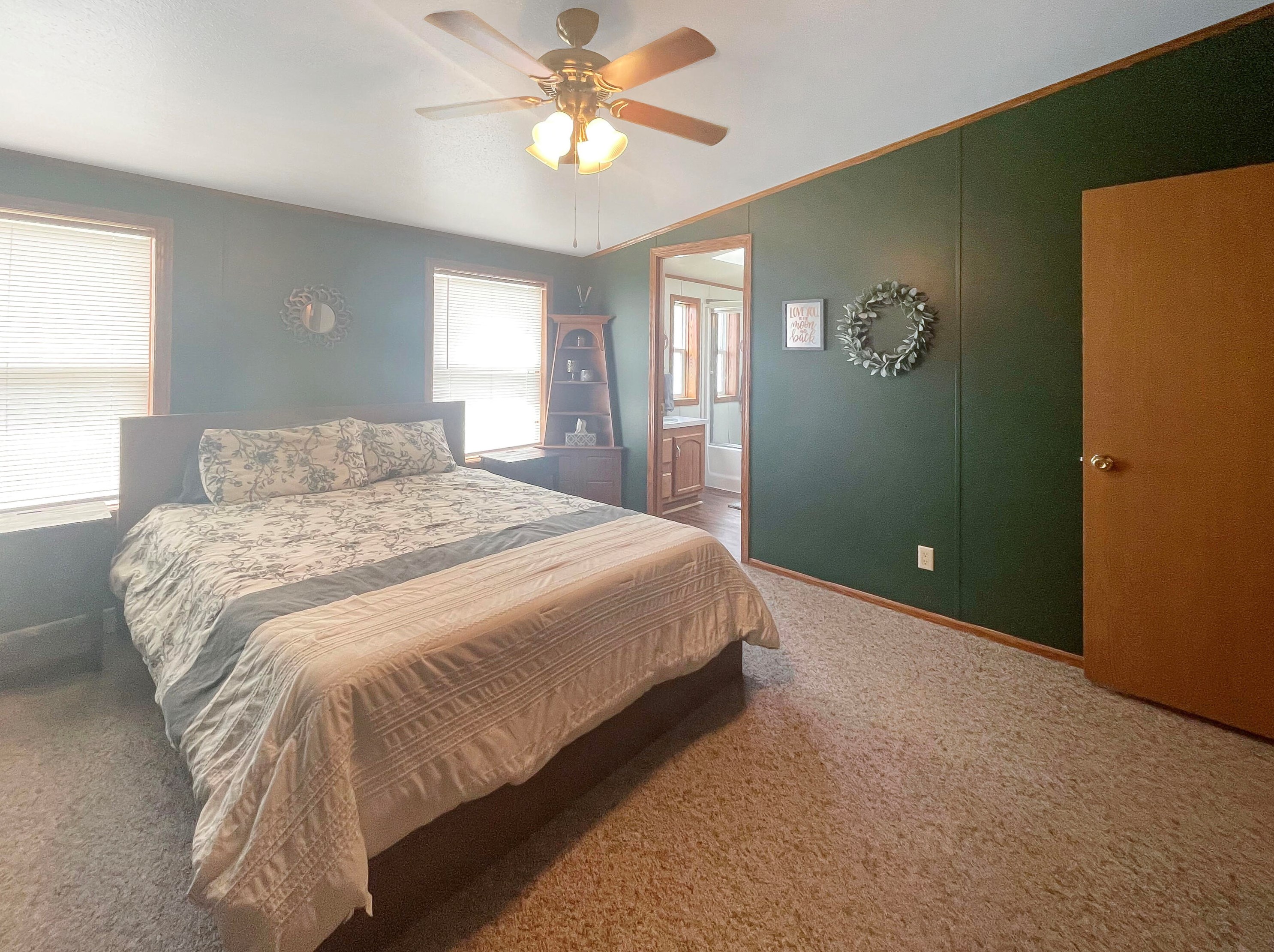 3609 Stone Dr, Sheboygan WI  53083-6006 exterior