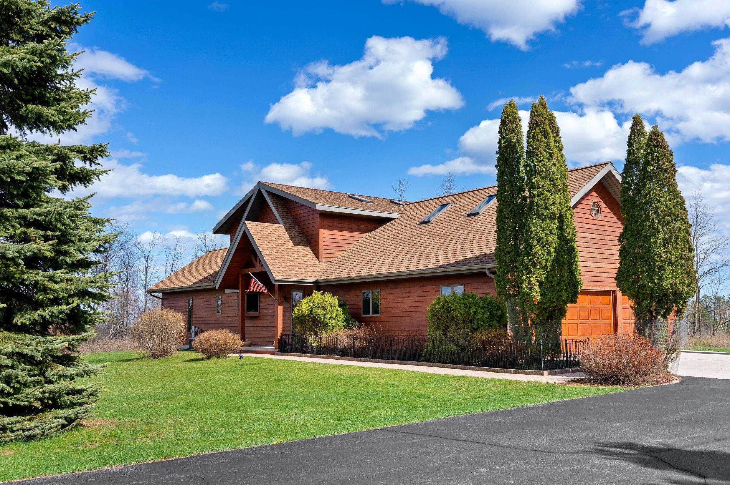 179 Twin Valley Trail, Cedar Grove, WI 53013