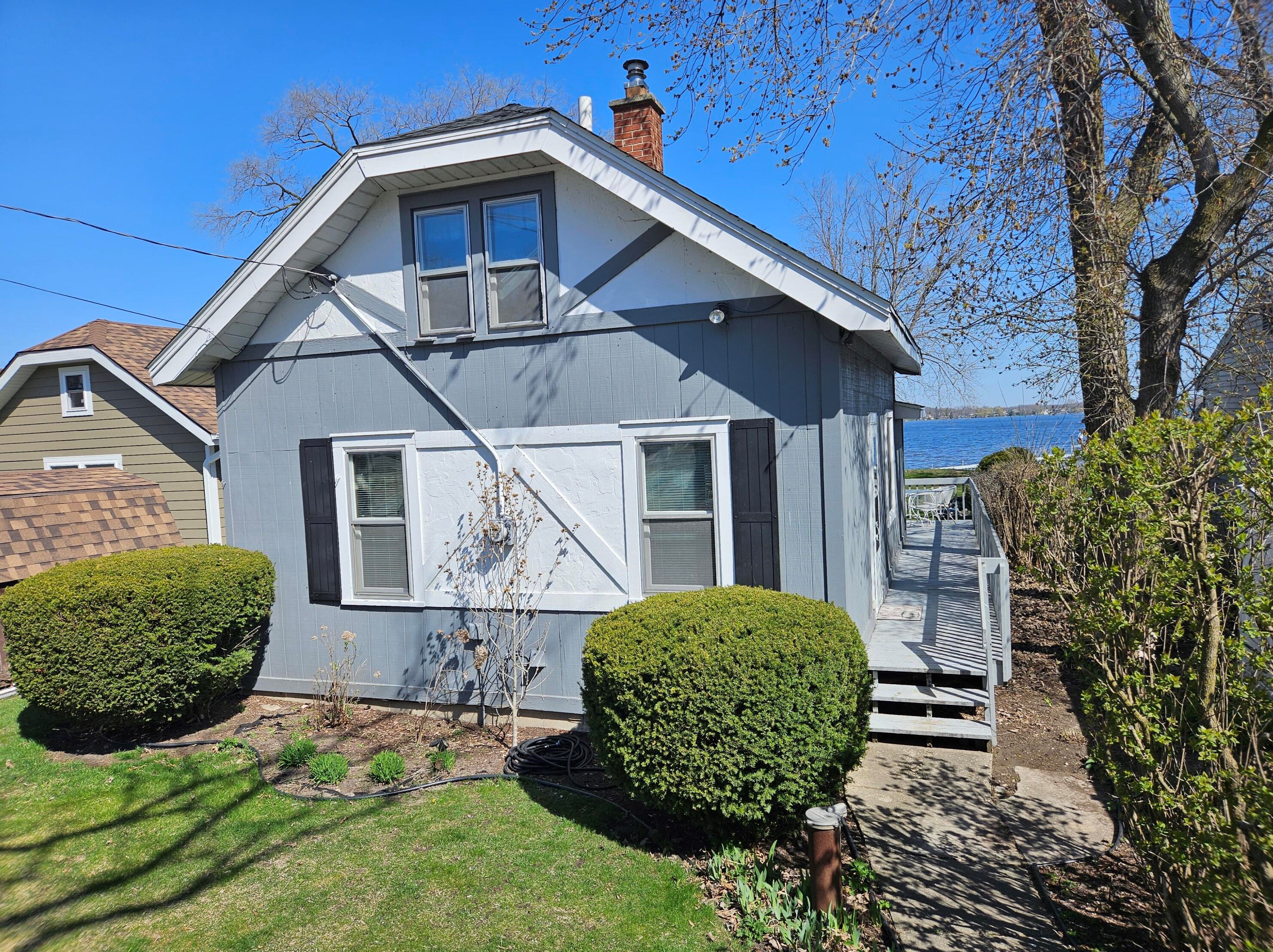 26030 S Wind Lake Rd, Waterford, WI 53185