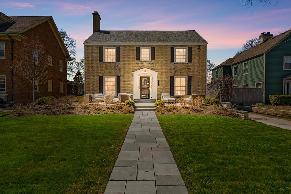 7000 3rd Ave, Kenosha, WI 53143 MLS 1872098 Coldwell Banker