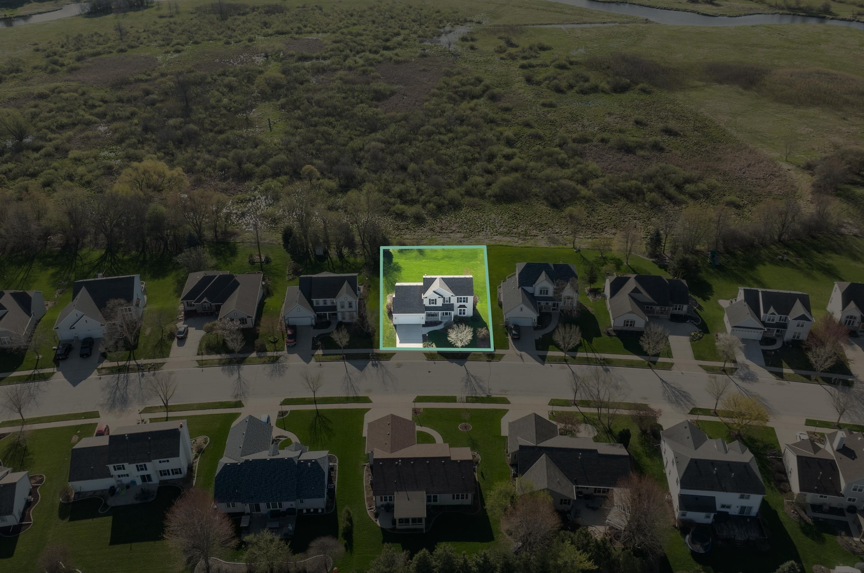 4047 Stillwater Cir, Waukesha, WI 53189-6854