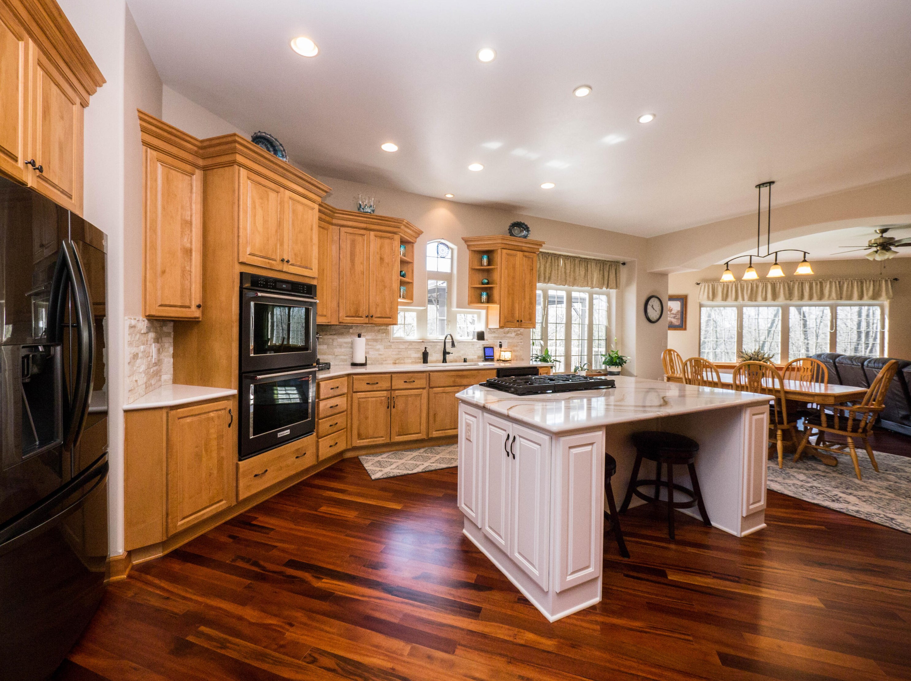 2274 Brookside Dr, Jackson, WI 53037-8925