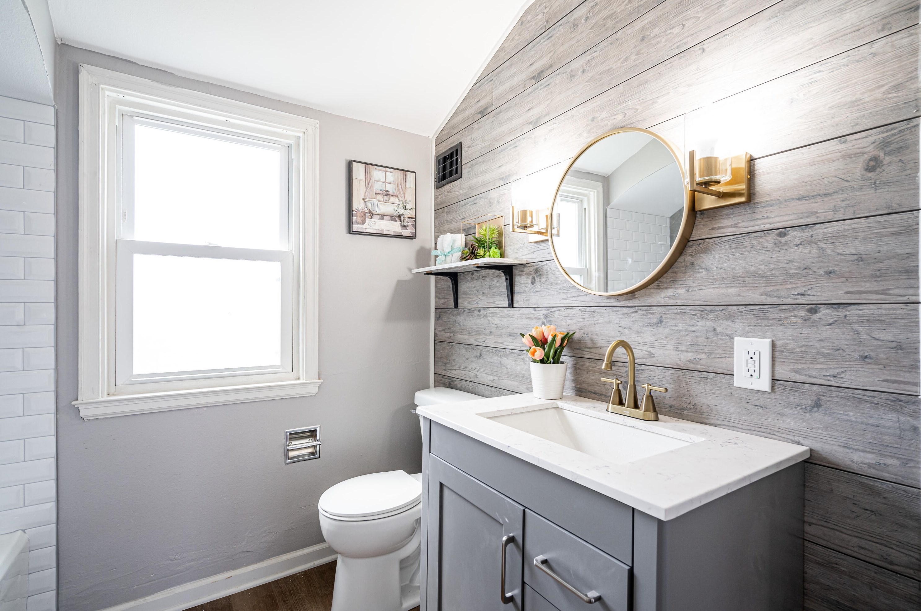 4335 48, Milwaukee WI 53220-1512 exterior