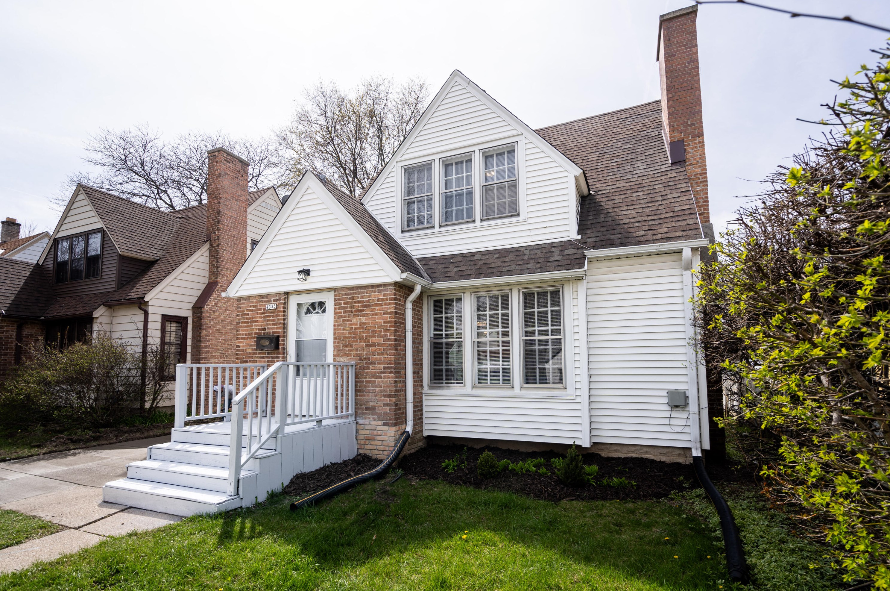 4335 48, Milwaukee WI 53220-1512 exterior