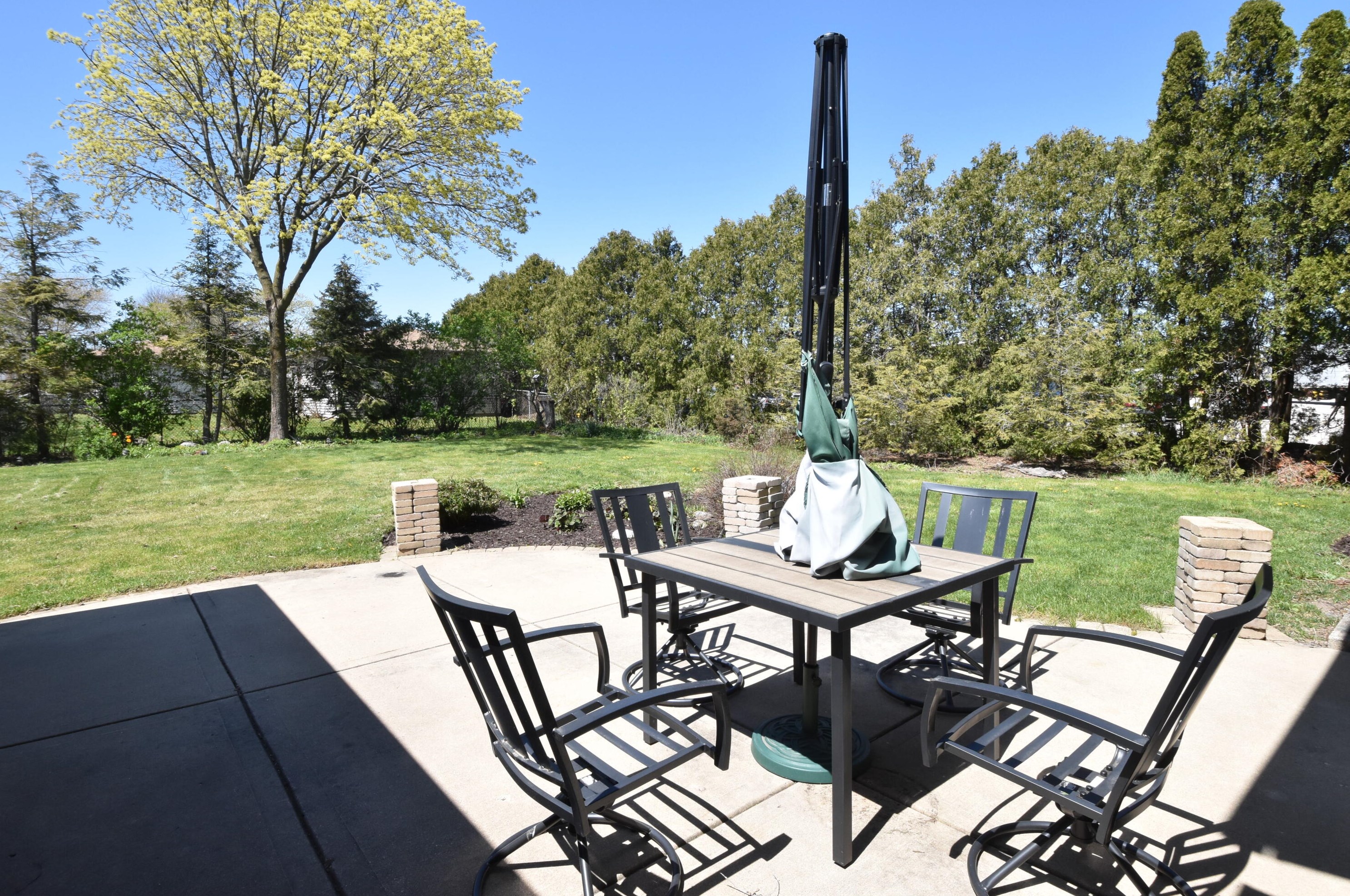 5449 25th St, Milwaukee WI  53221-3715 exterior