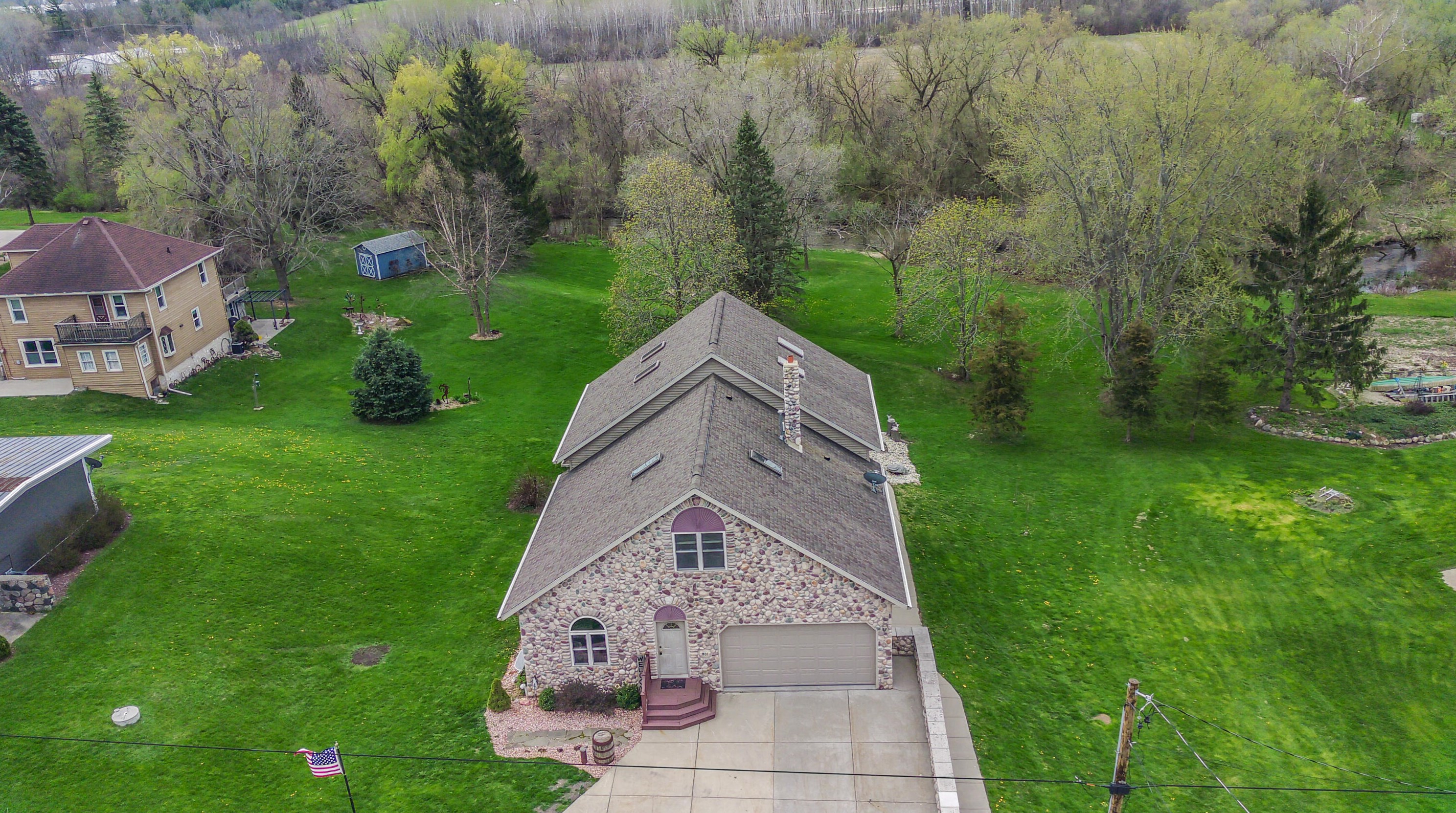 3820 Mayfield Rd, Jackson, WI 53037