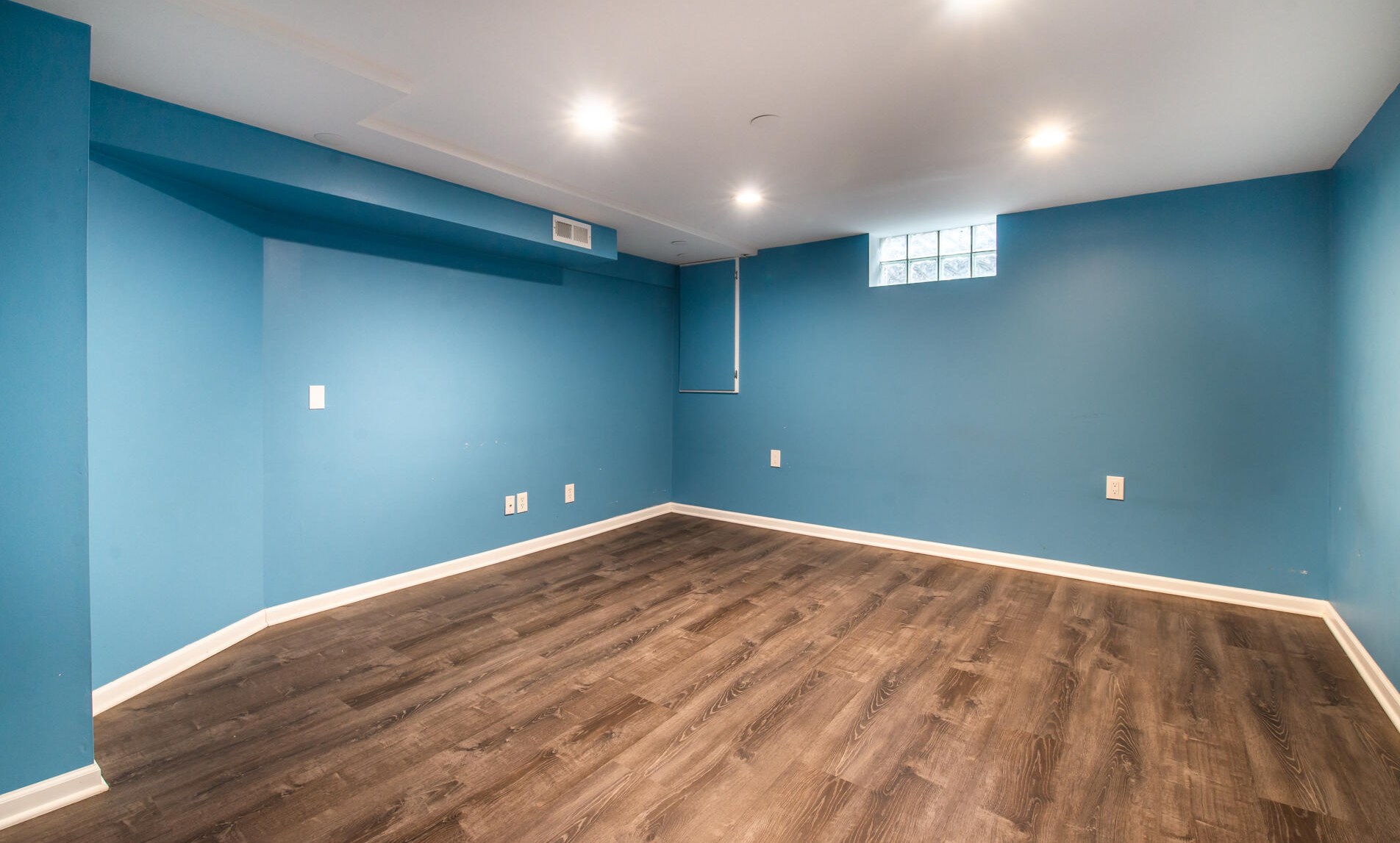 920 Illinois St, Racine WI 53405-2223 exterior