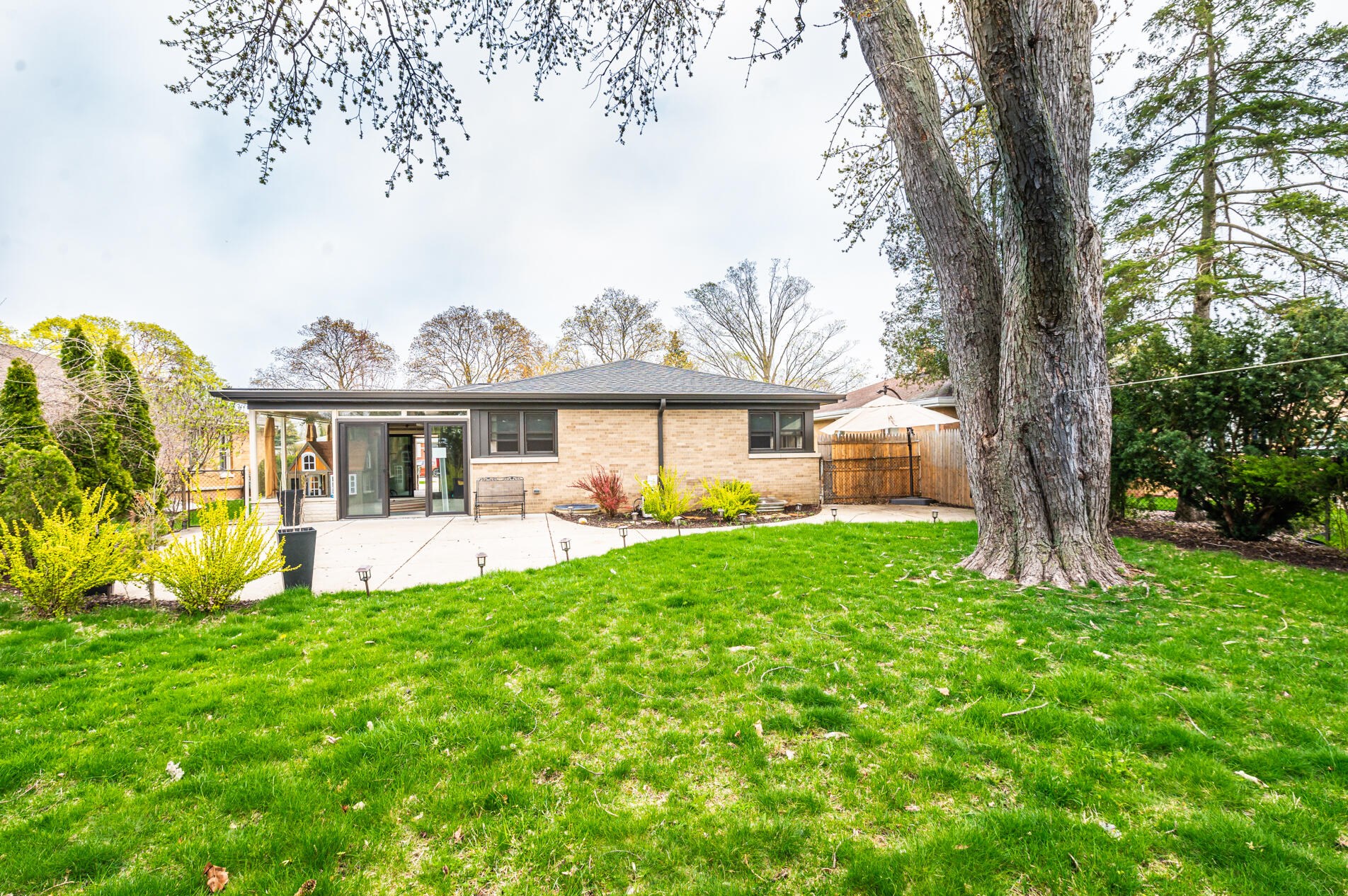 920 Illinois St, Racine WI 53405-2223 exterior