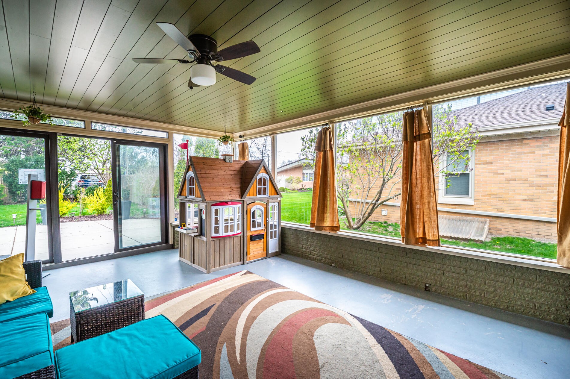 920 Illinois St, Racine WI 53405-2223 exterior