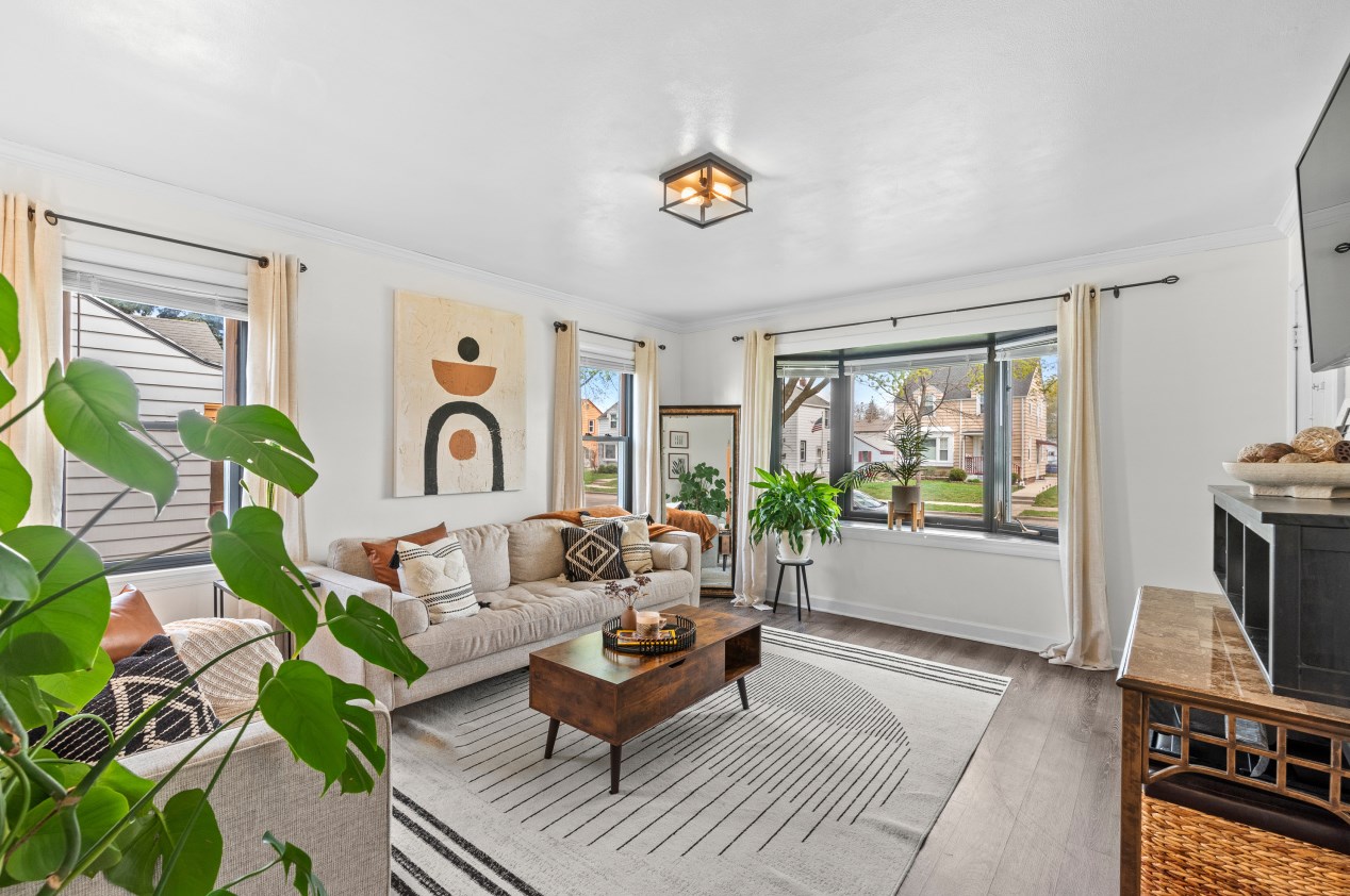 3163 22nd St, Milwaukee WI  53215-4404 exterior