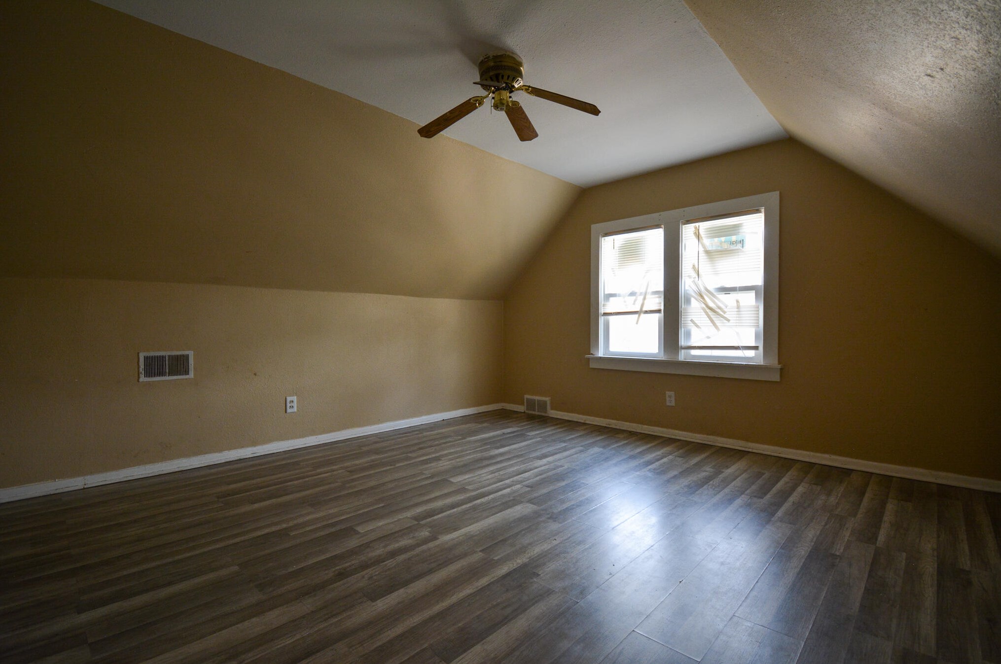 4727 36, Milwaukee WI 53209-5941 exterior