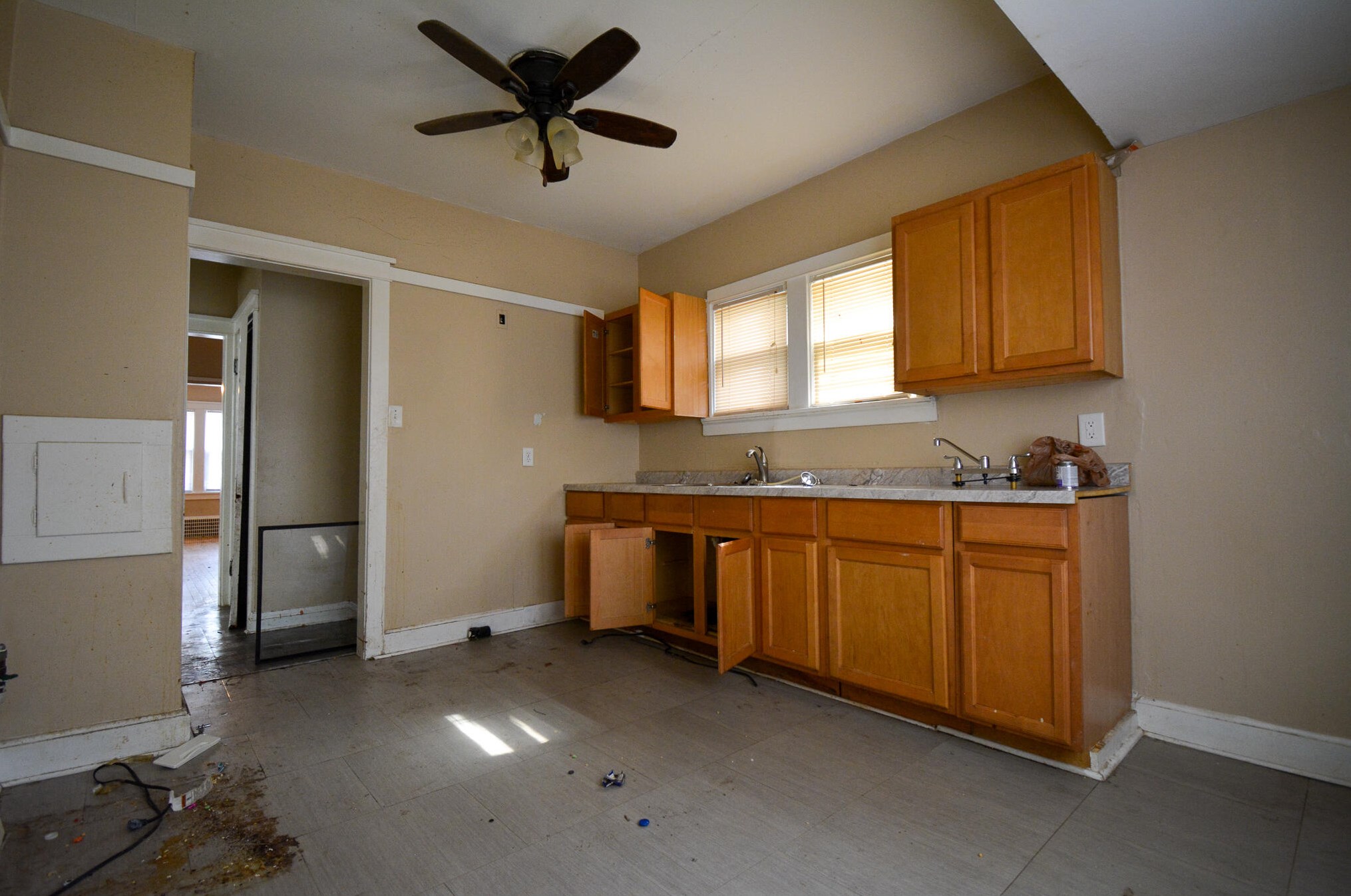 4727 36, Milwaukee WI 53209-5941 exterior