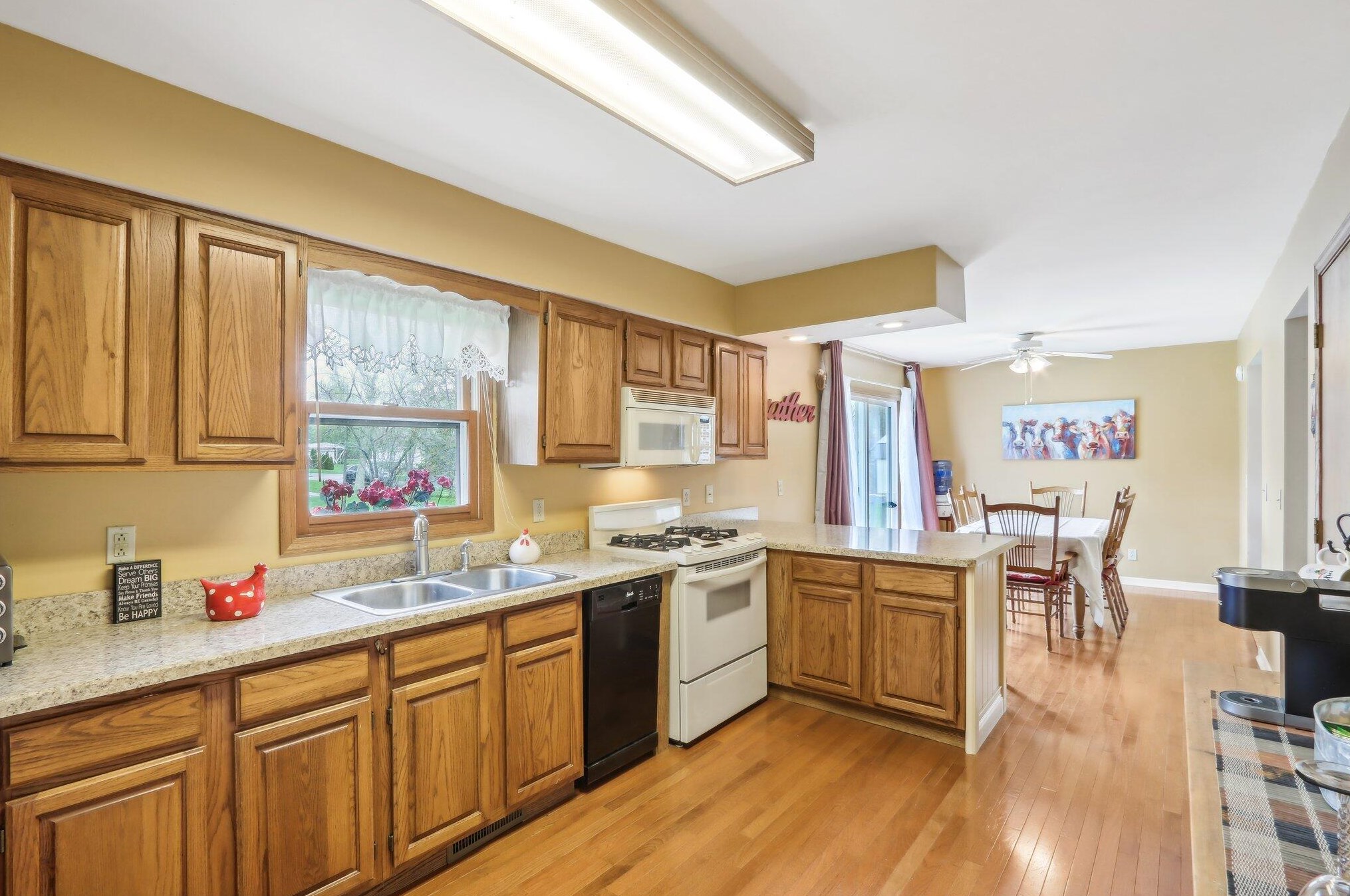 4211 Mulberry Ave, Delavan WI  53115-3320 exterior