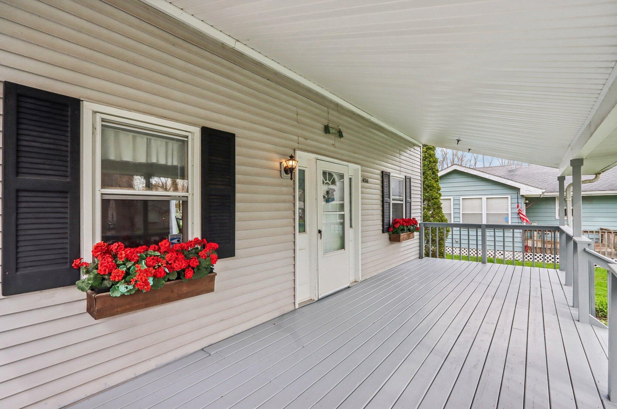4211 Mulberry Ave, Delavan WI  53115-3320 exterior
