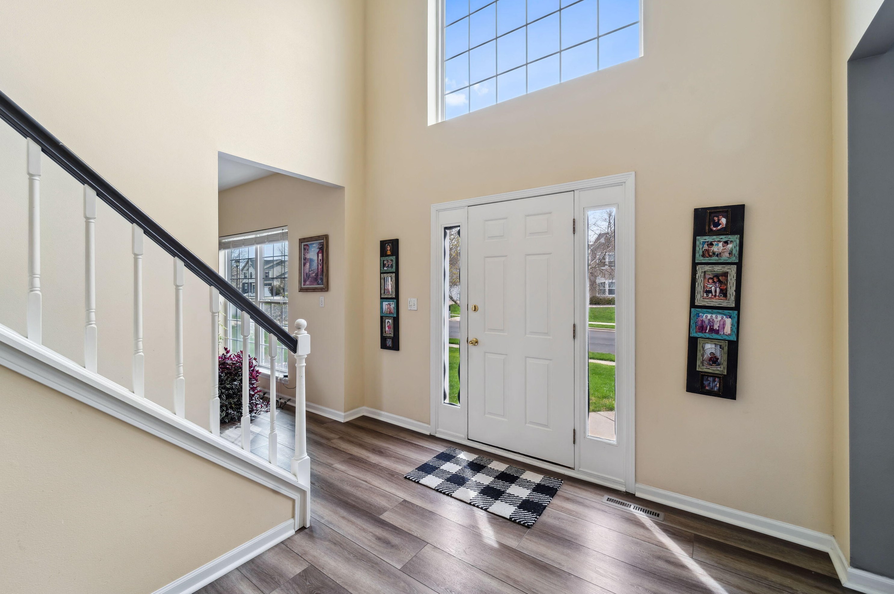2156 Hunters Ln, Grafton, WI 53024