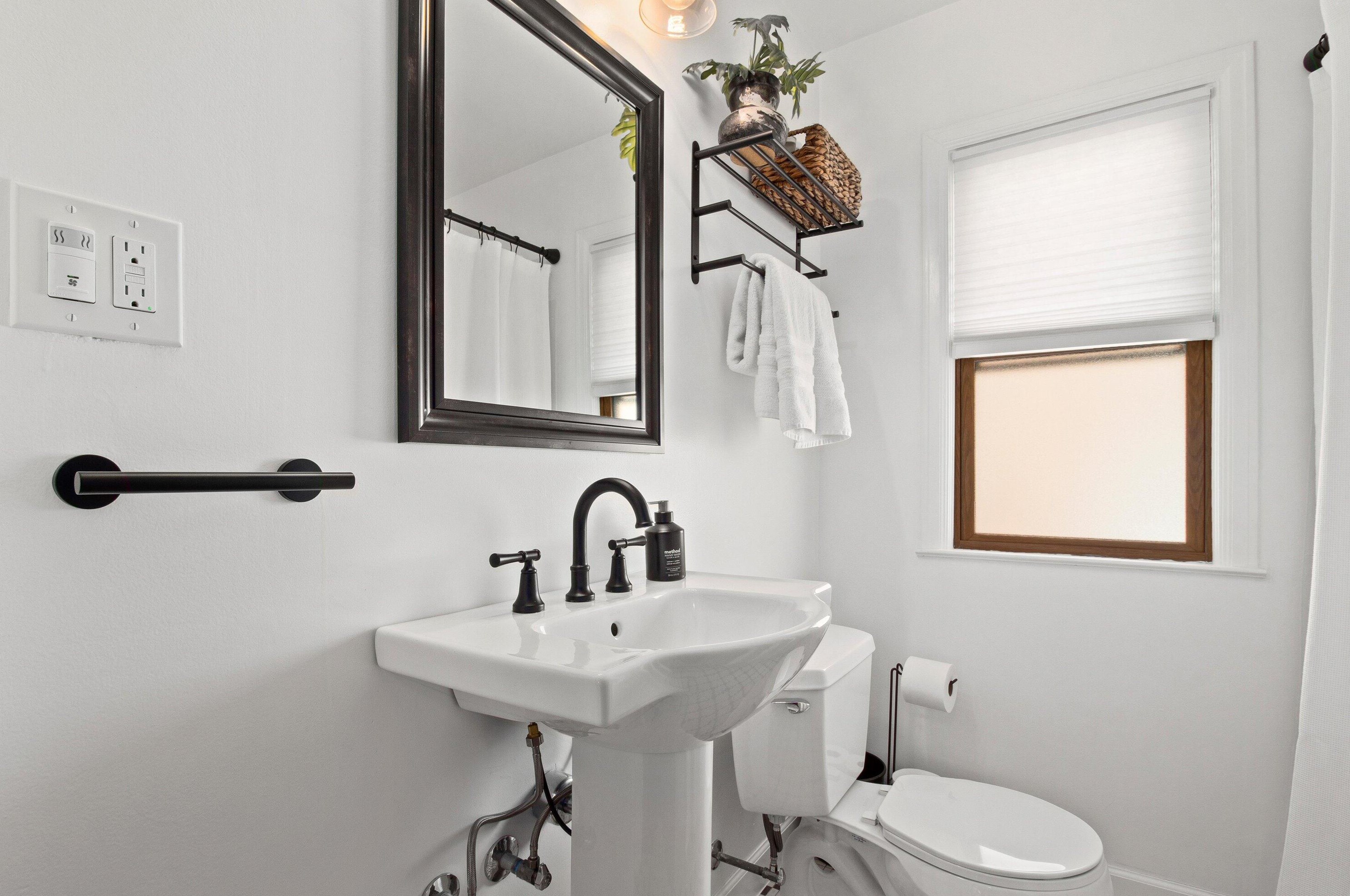 2936 80th St, Milwaukee WI  53219-2703 exterior