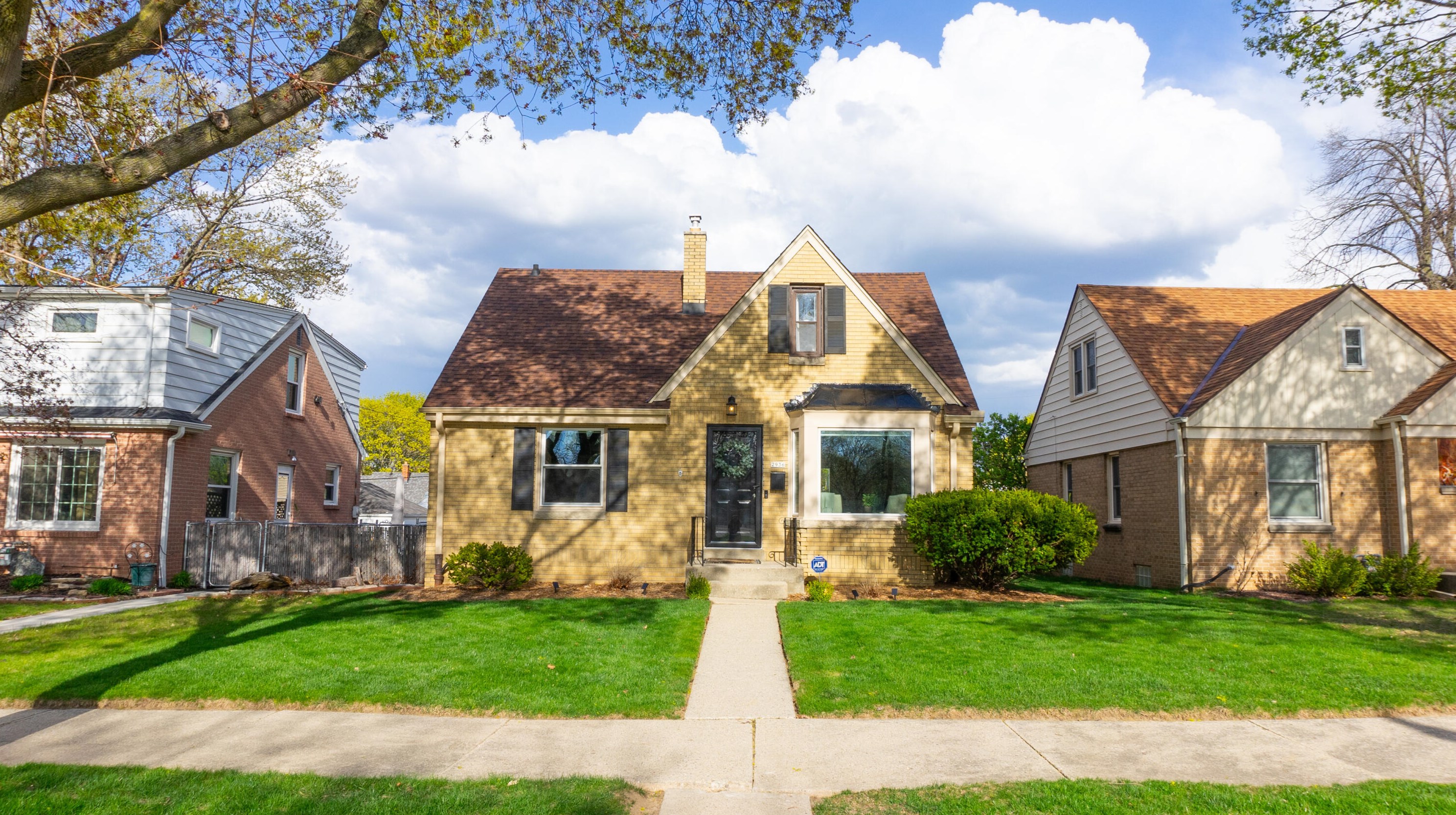 2936 80th St, Milwaukee WI  53219-2703 exterior