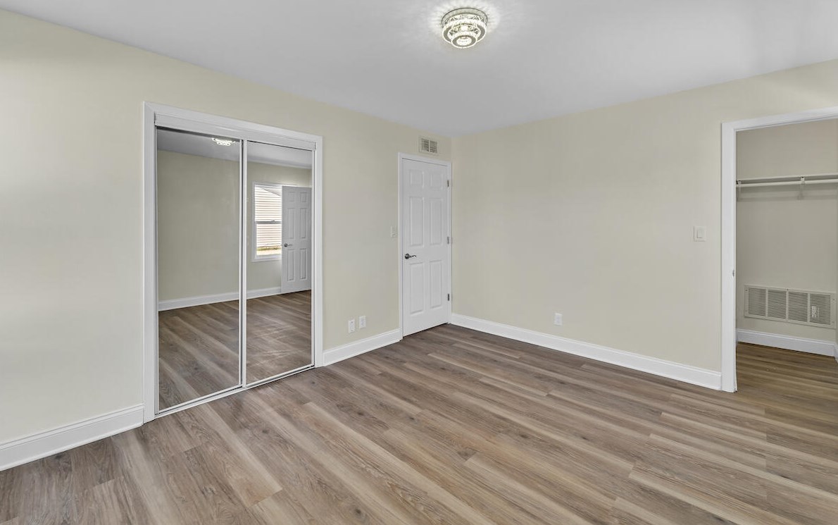 5035 39 Ave, Kenosha WI 53144-2635 exterior