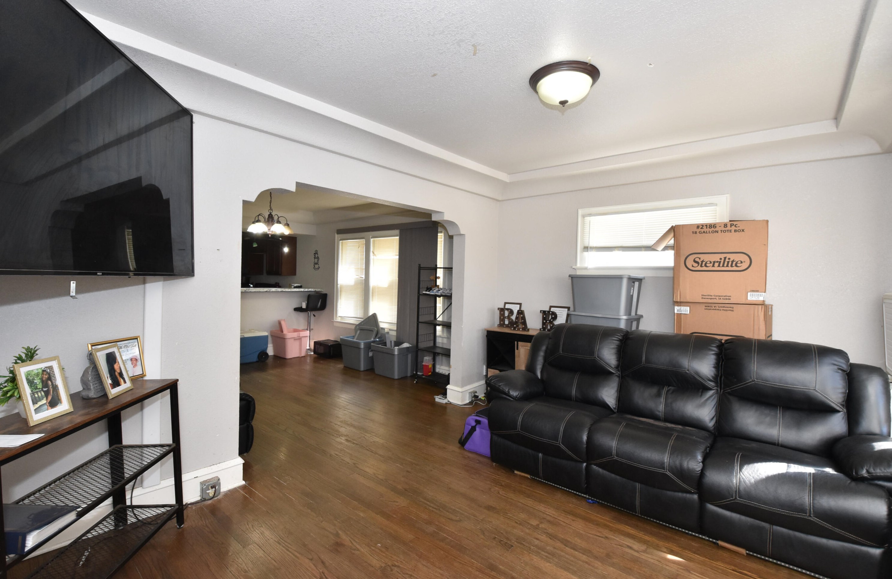 2926 Melvina St, Milwaukee WI 53216-2649 exterior