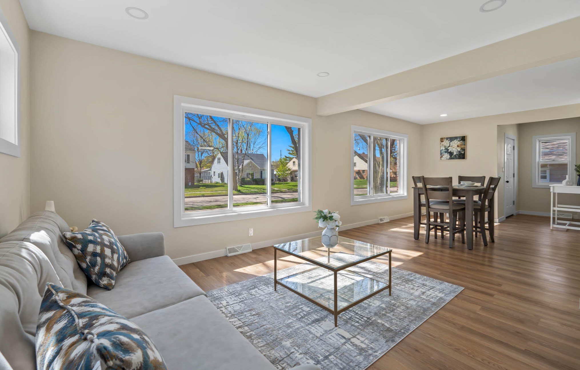 2920 83rd St, Milwaukee WI  53219-2712 exterior