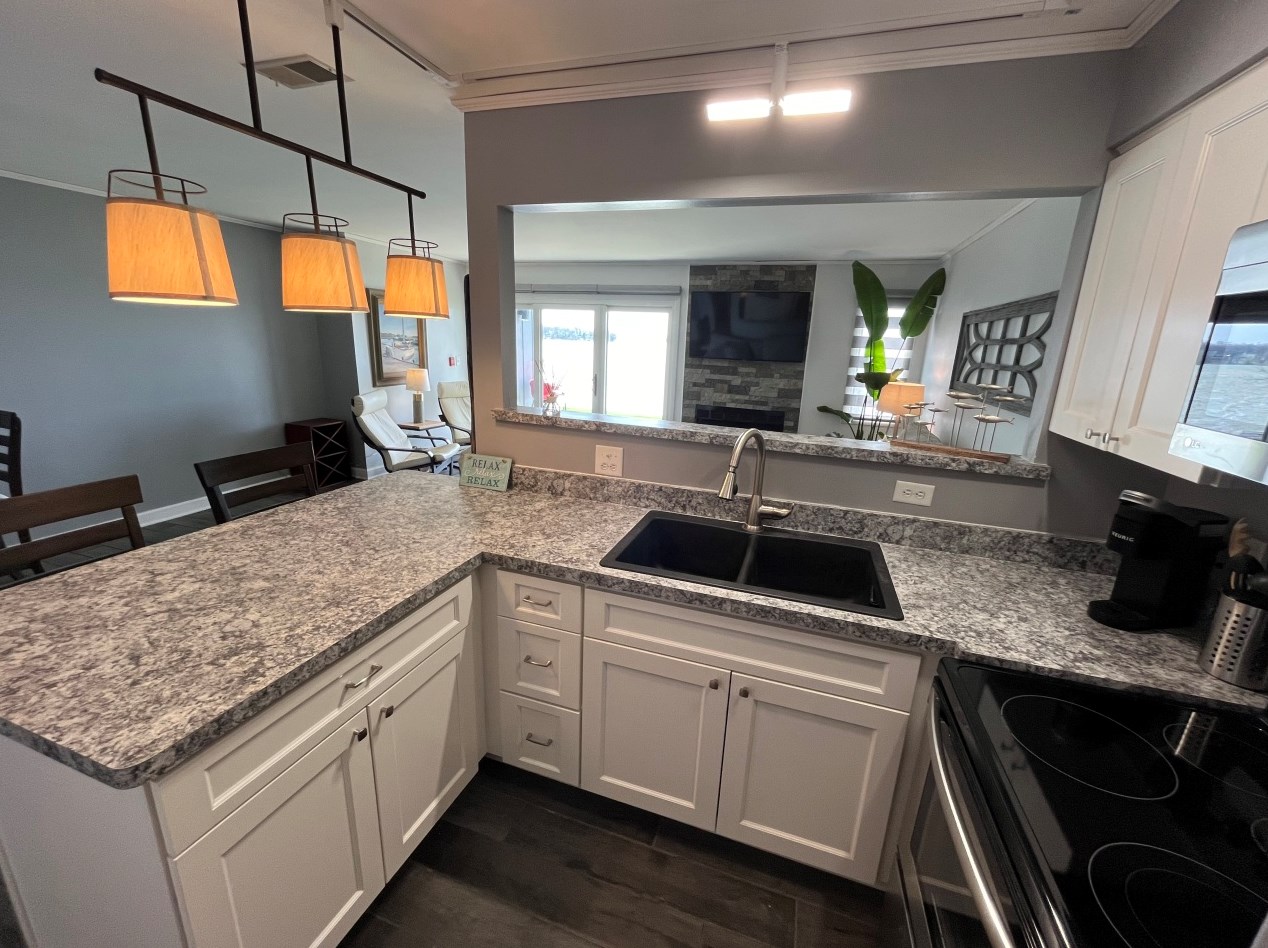 1522 Grandview Ct, Kansasville, WI 53139-9511