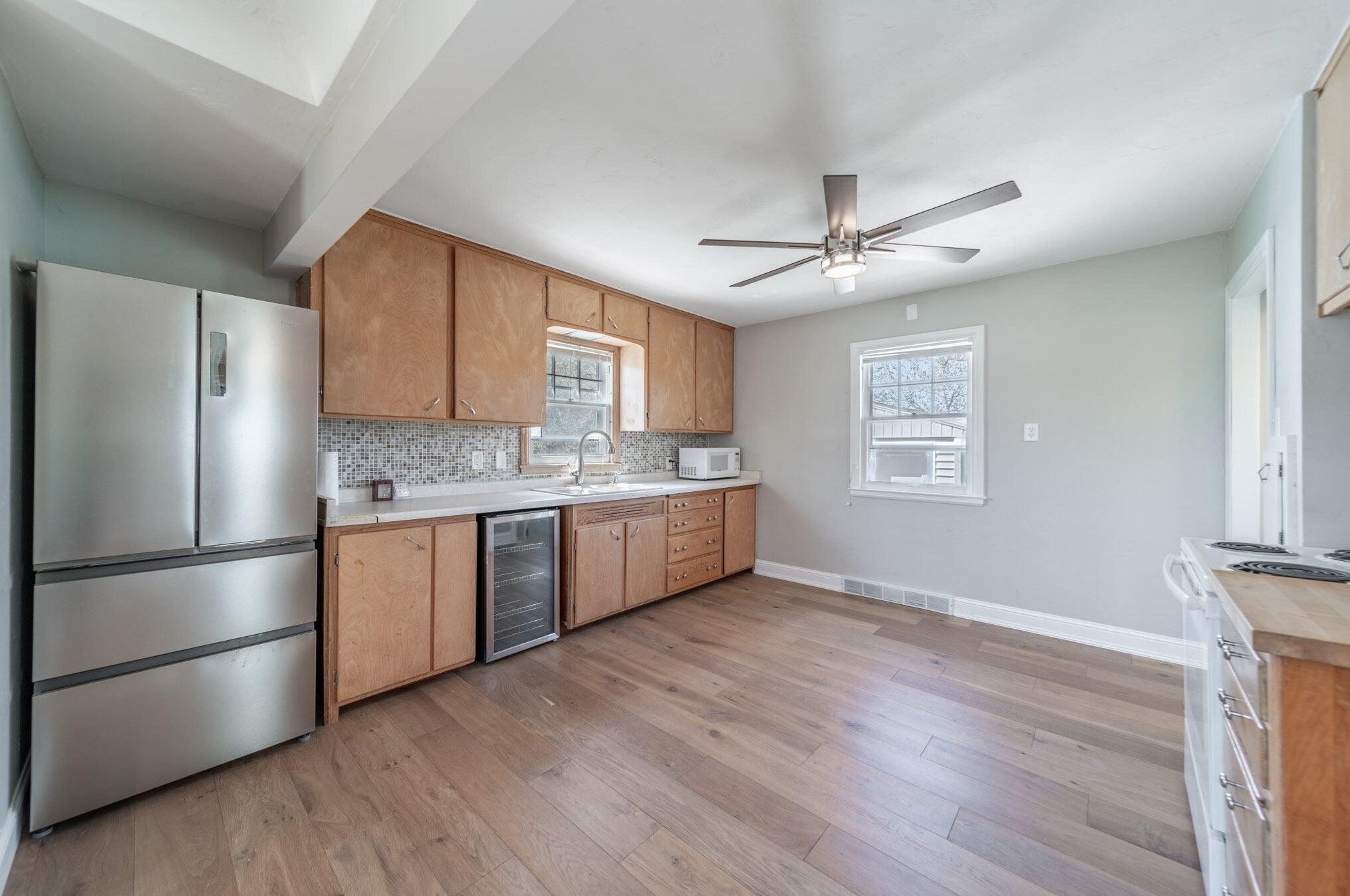 614 N 15th St, Sheboygan, WI 53081