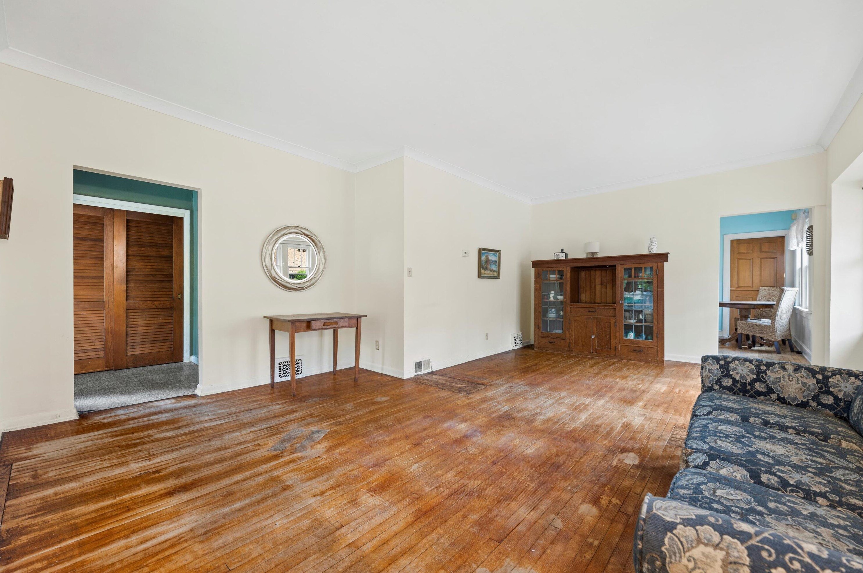 3837 Cramer St, Milwaukee WI 53211-2508 exterior