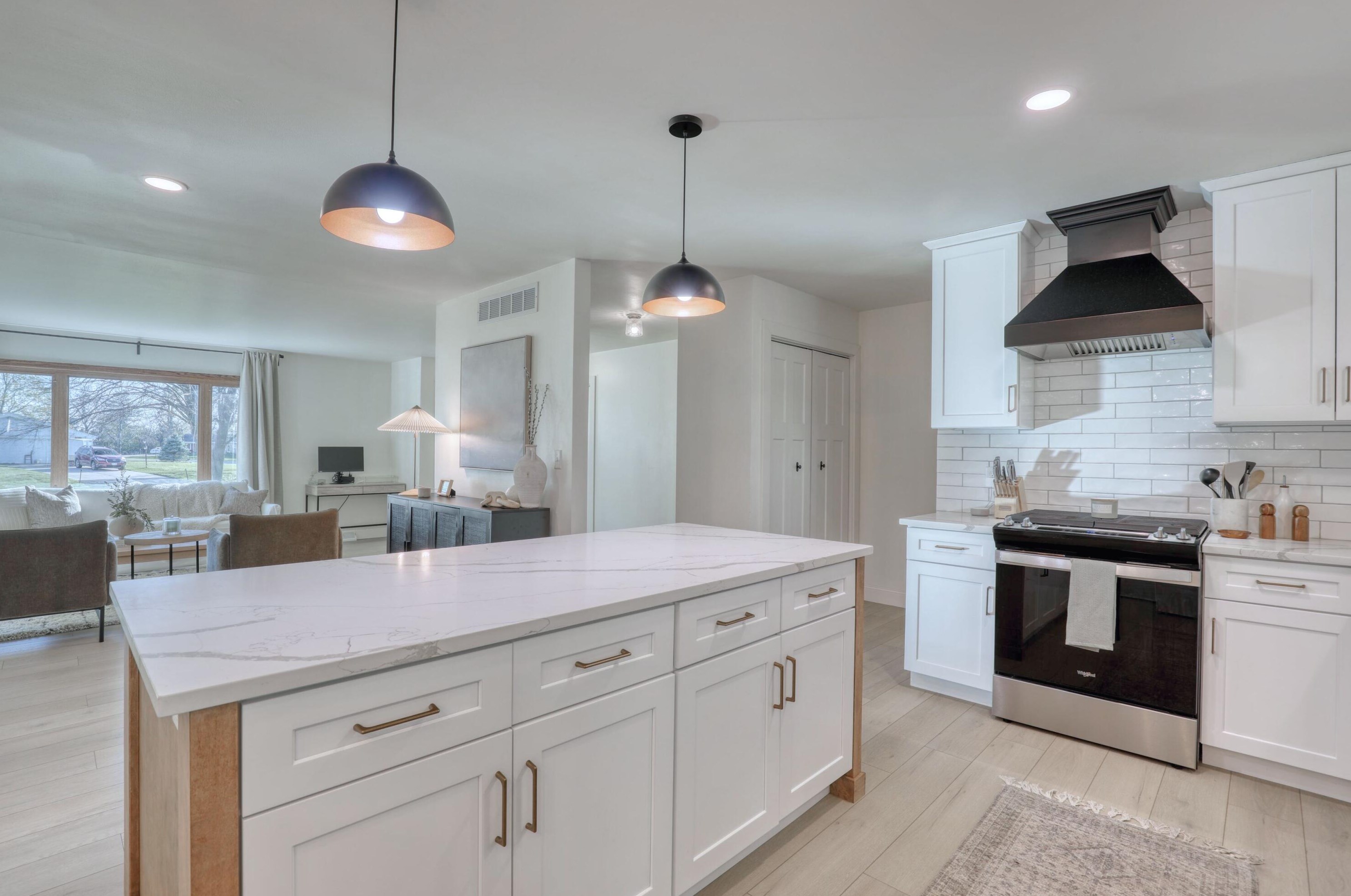 18200 Redvere Dr, Brookfield WI  53045-1101 exterior