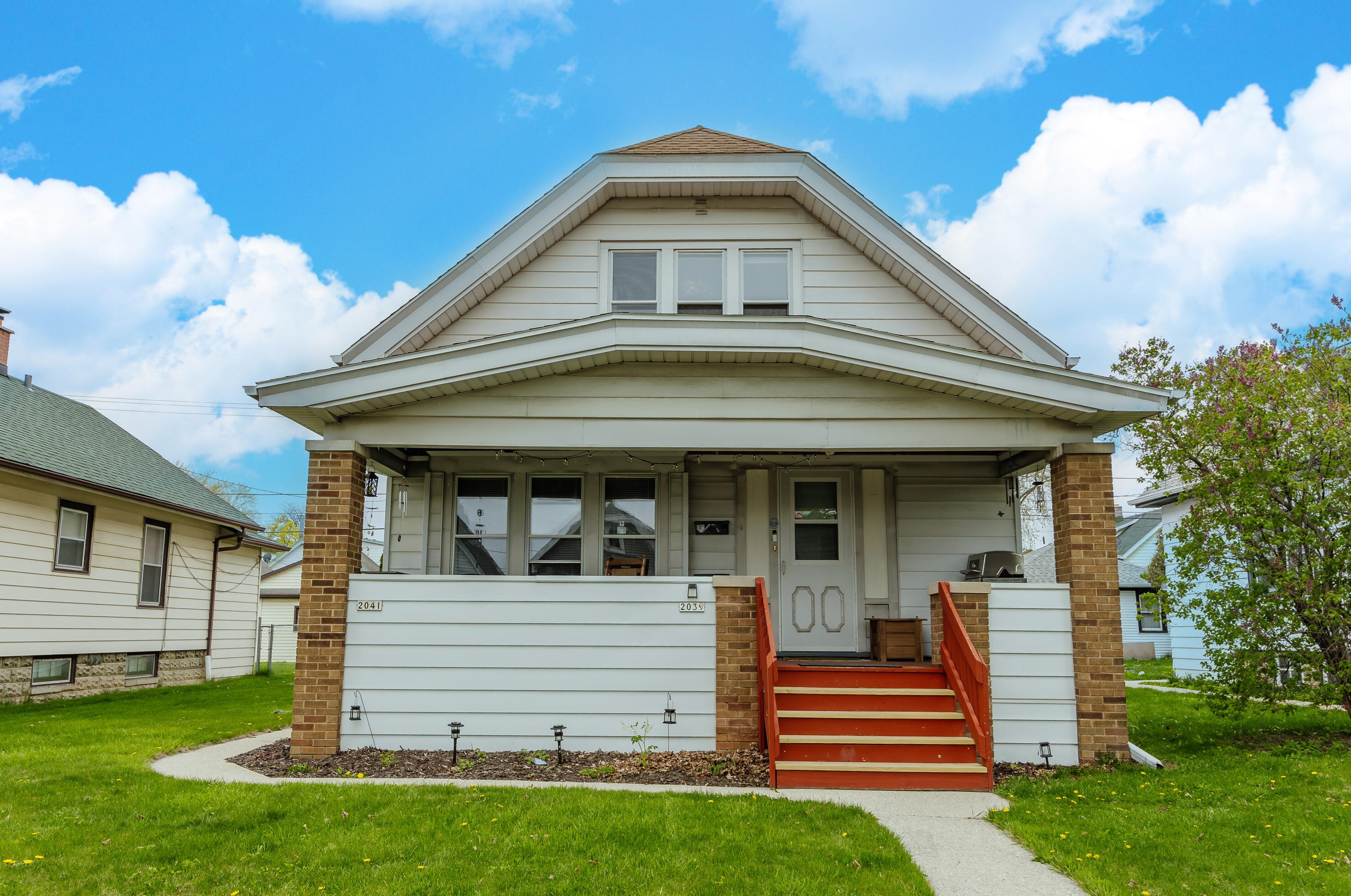 2039 68th St, Milwaukee, WI 53213-1903