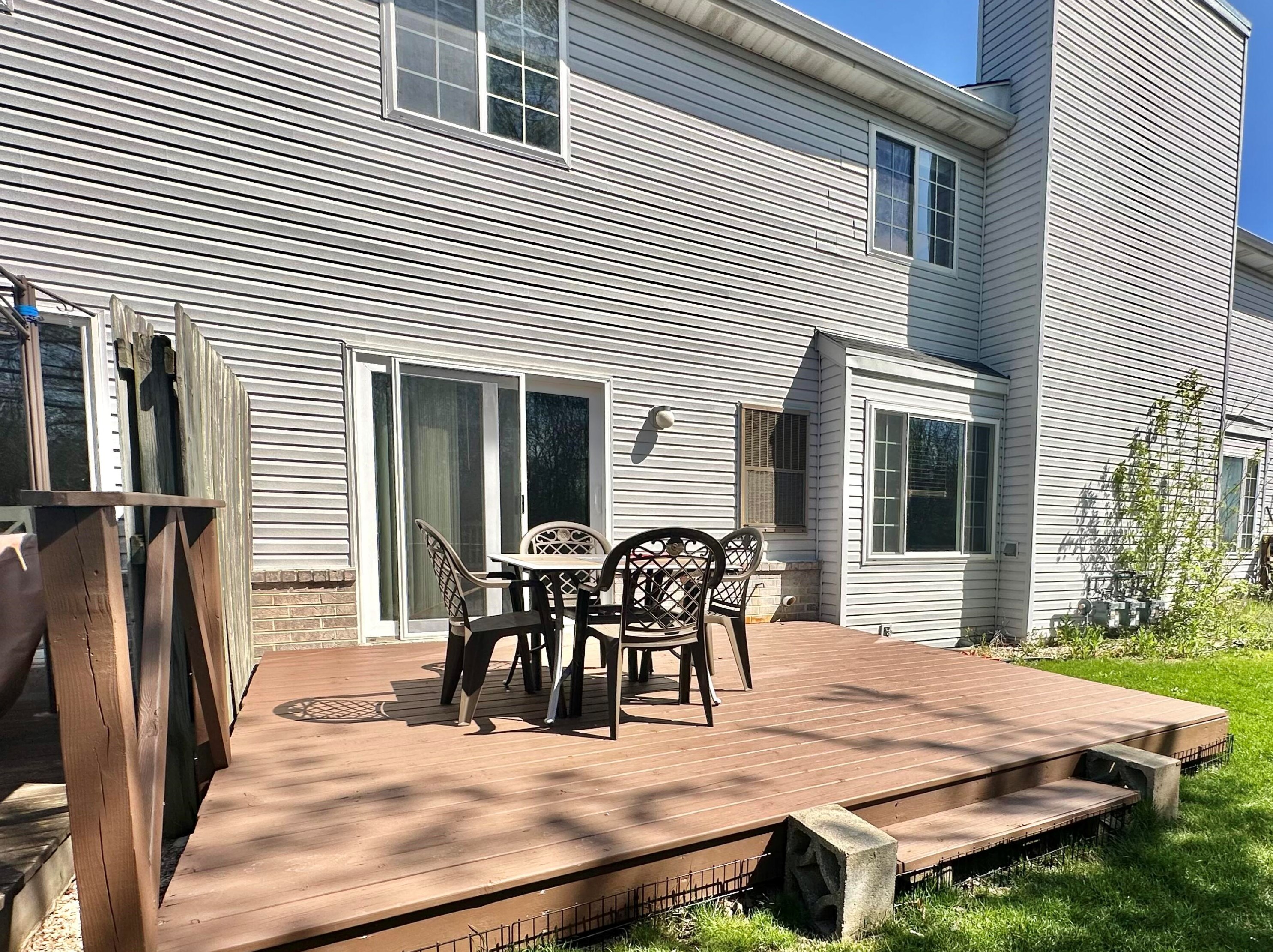 3837 College Ave, Milwaukee WI 53221-4511 exterior