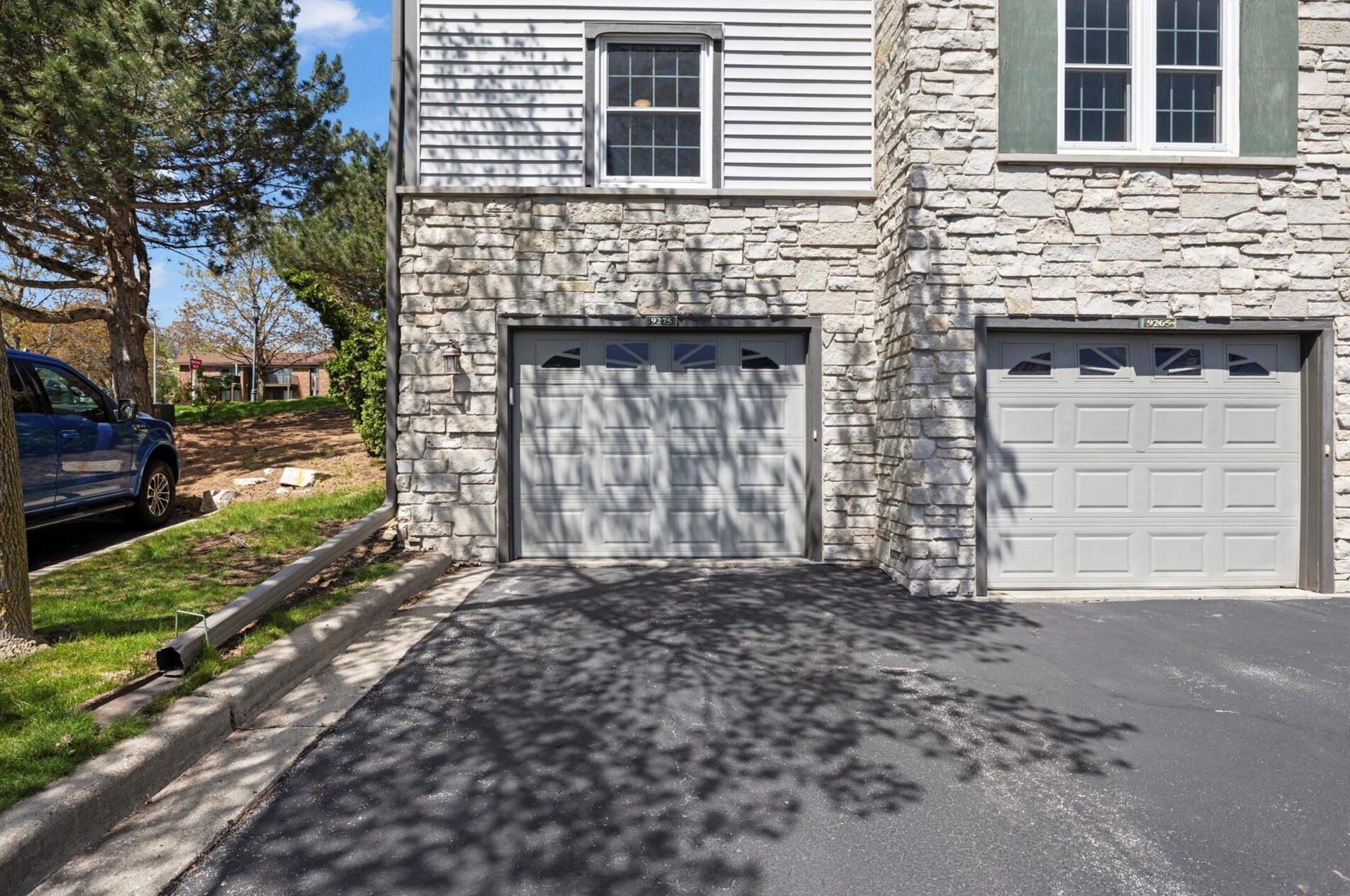 9275 W Forest Home Ave, Hales Corners, WI 53130